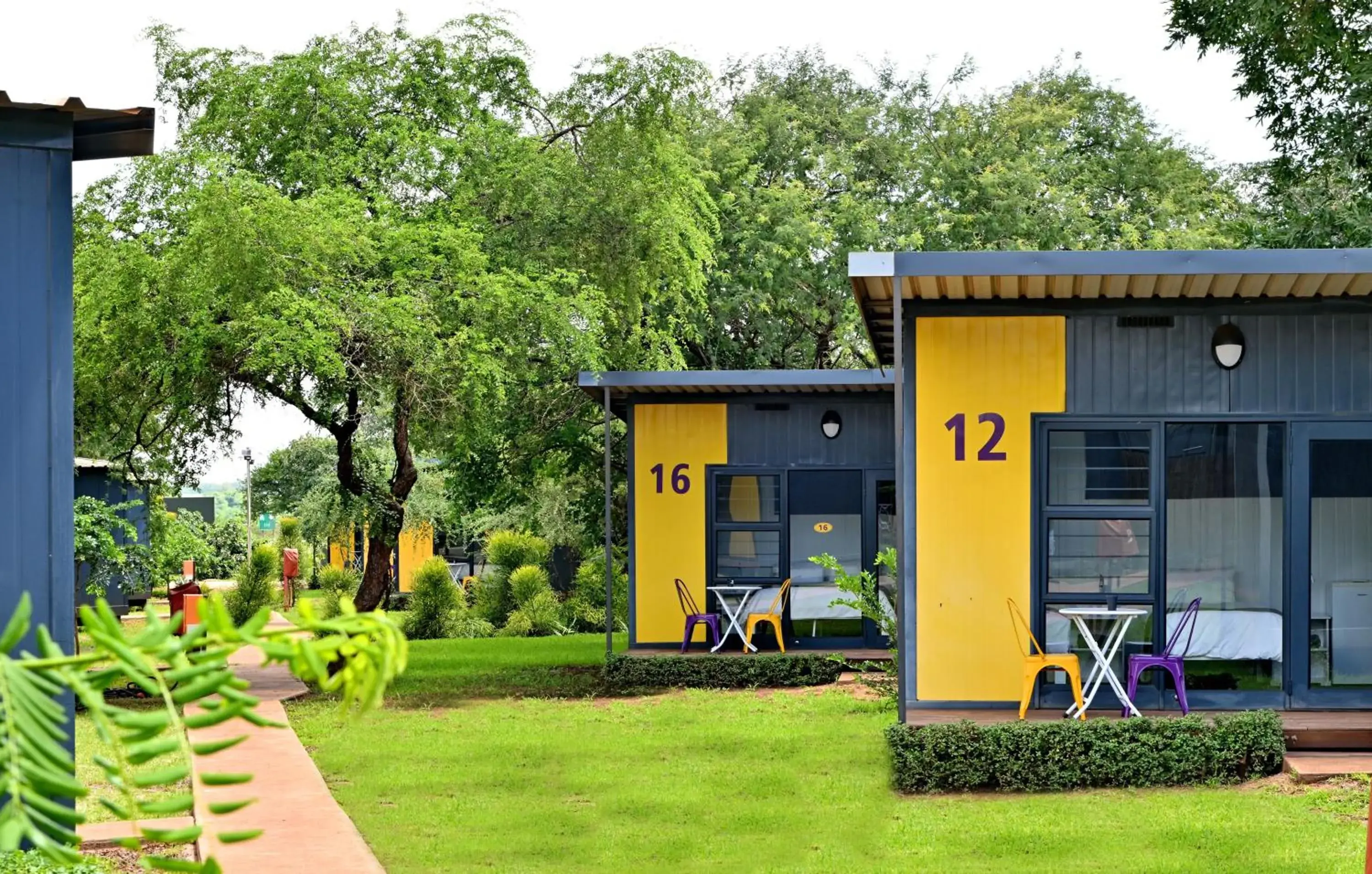 Property building in SleepOver Komatipoort Property building in SleepOver Komatipoort