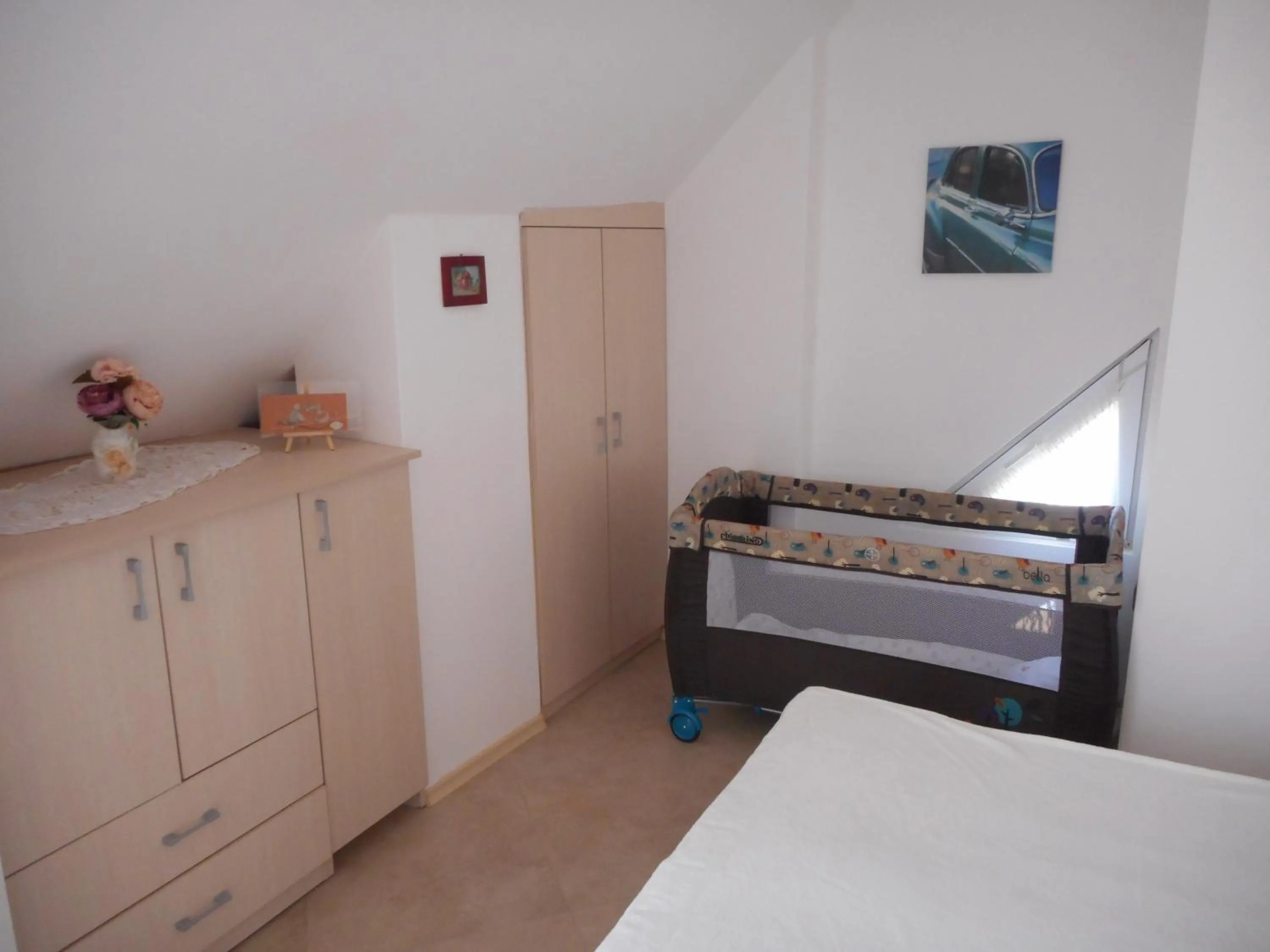 cot, Bed in Studio Stoianovi