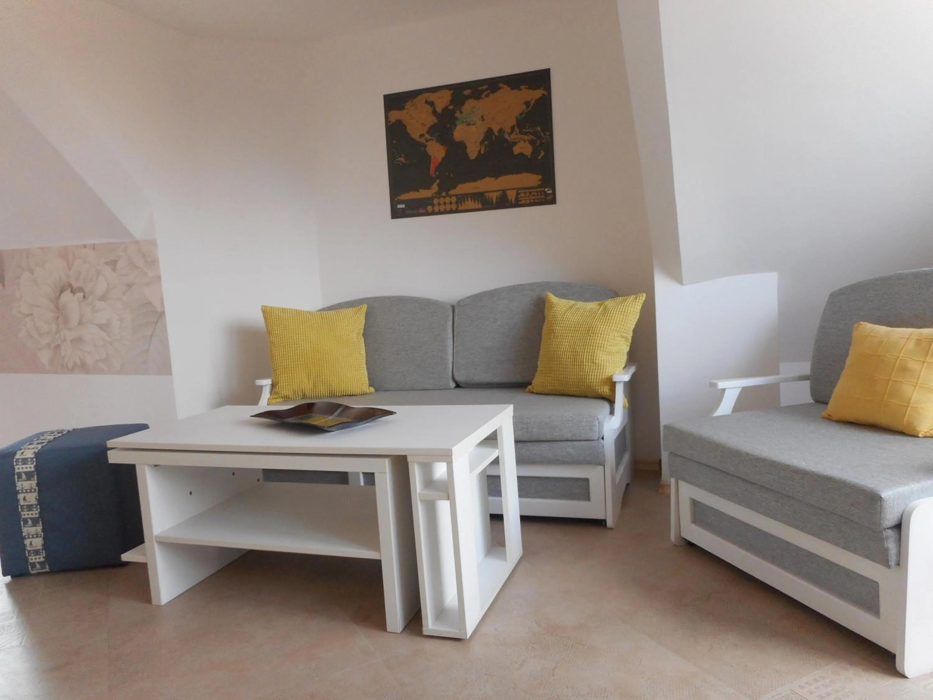 Seating area, Bed in Studio Stoianovi