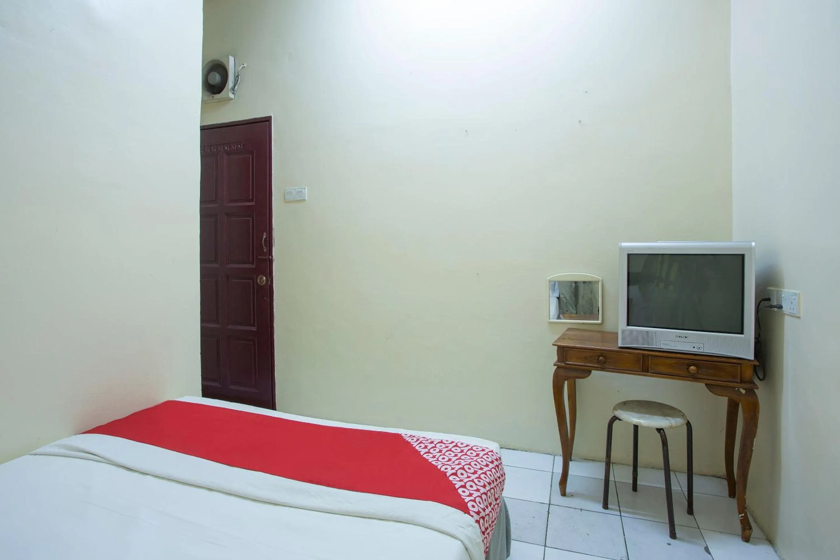 Bedroom, Bed in Hotel O Perfect Class Hotel