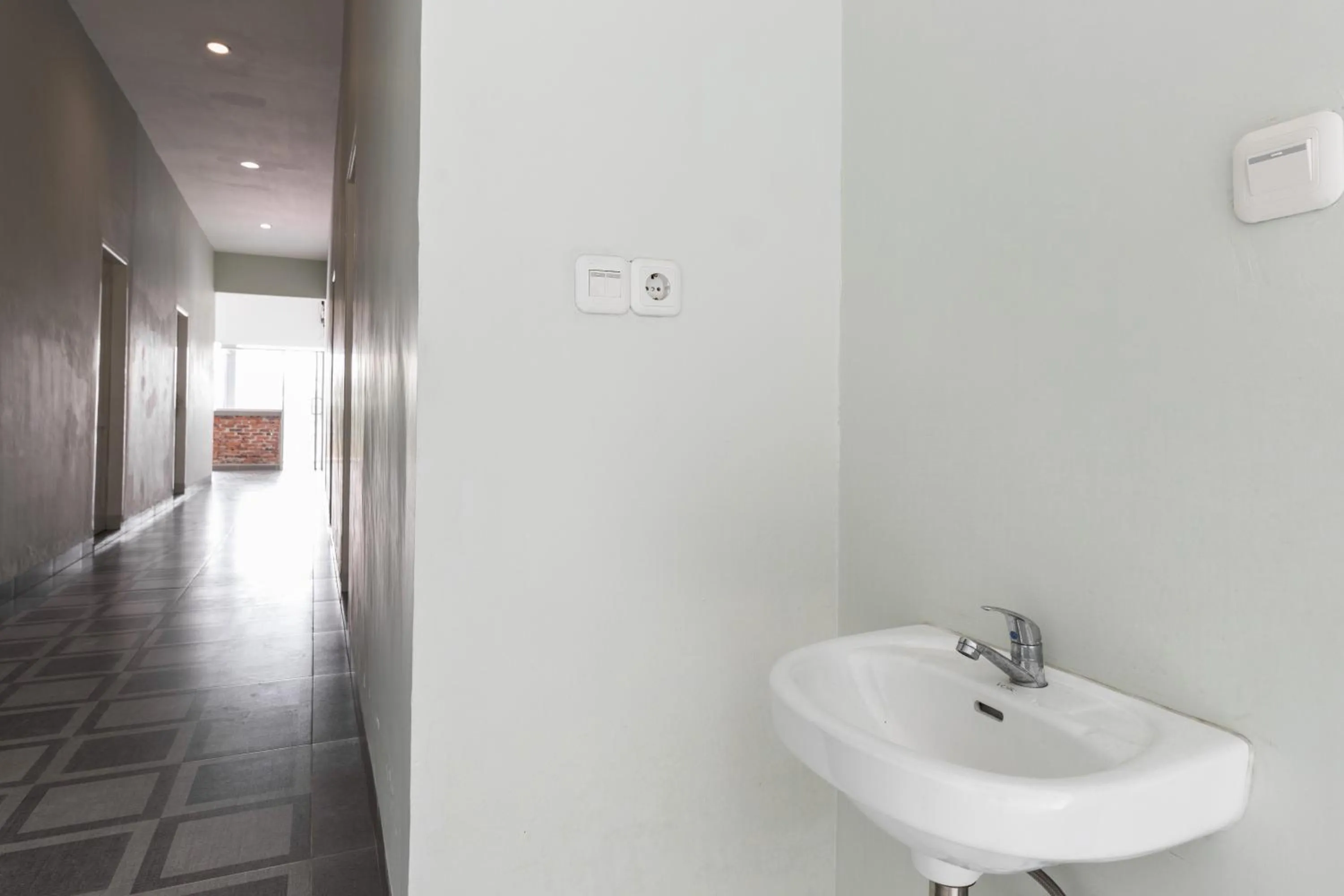 RedDoorz Plus near RS USU Medan 2