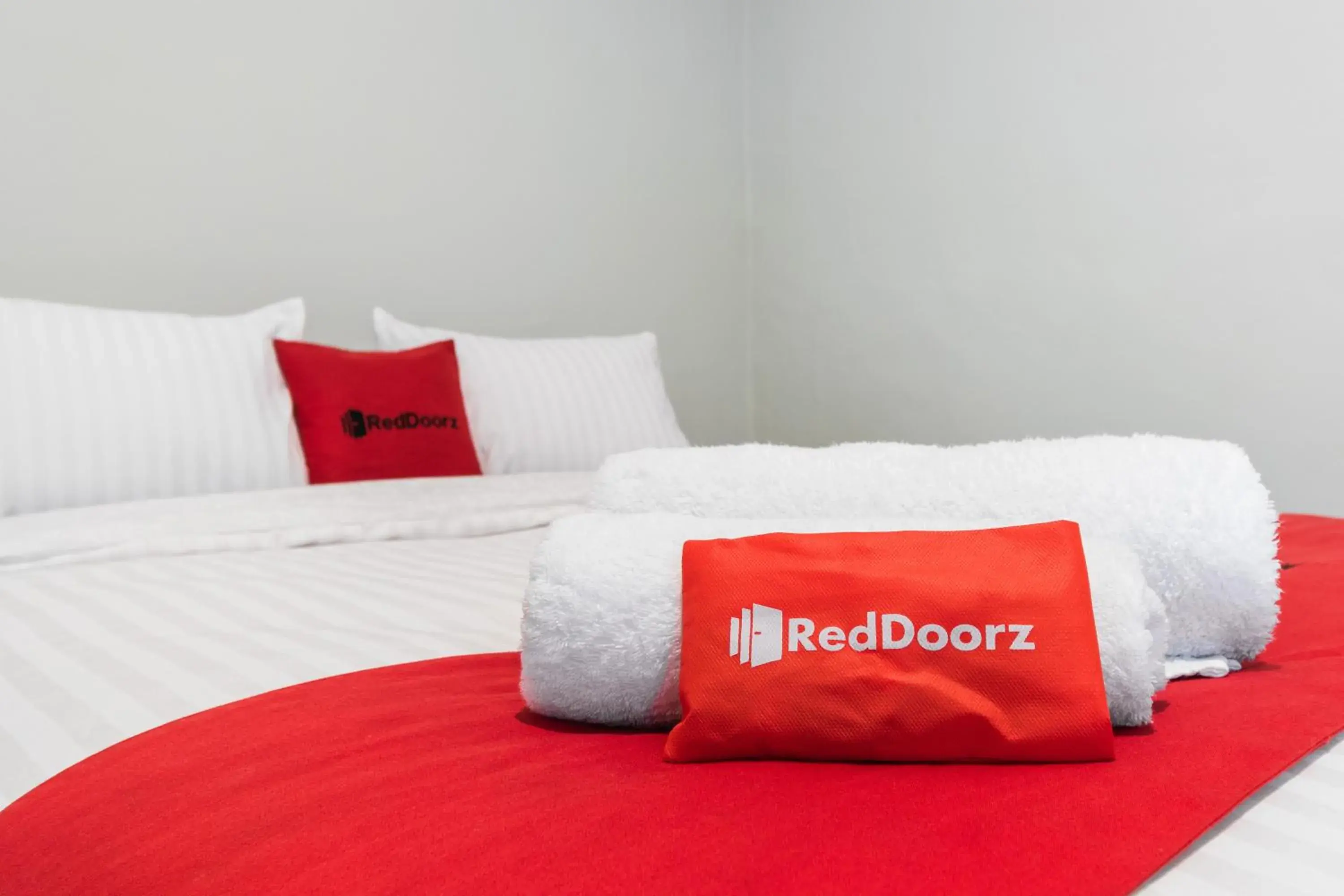 Bed in RedDoorz Plus near RS USU Medan 2 Bed in RedDoorz Plus near RS USU Medan 2