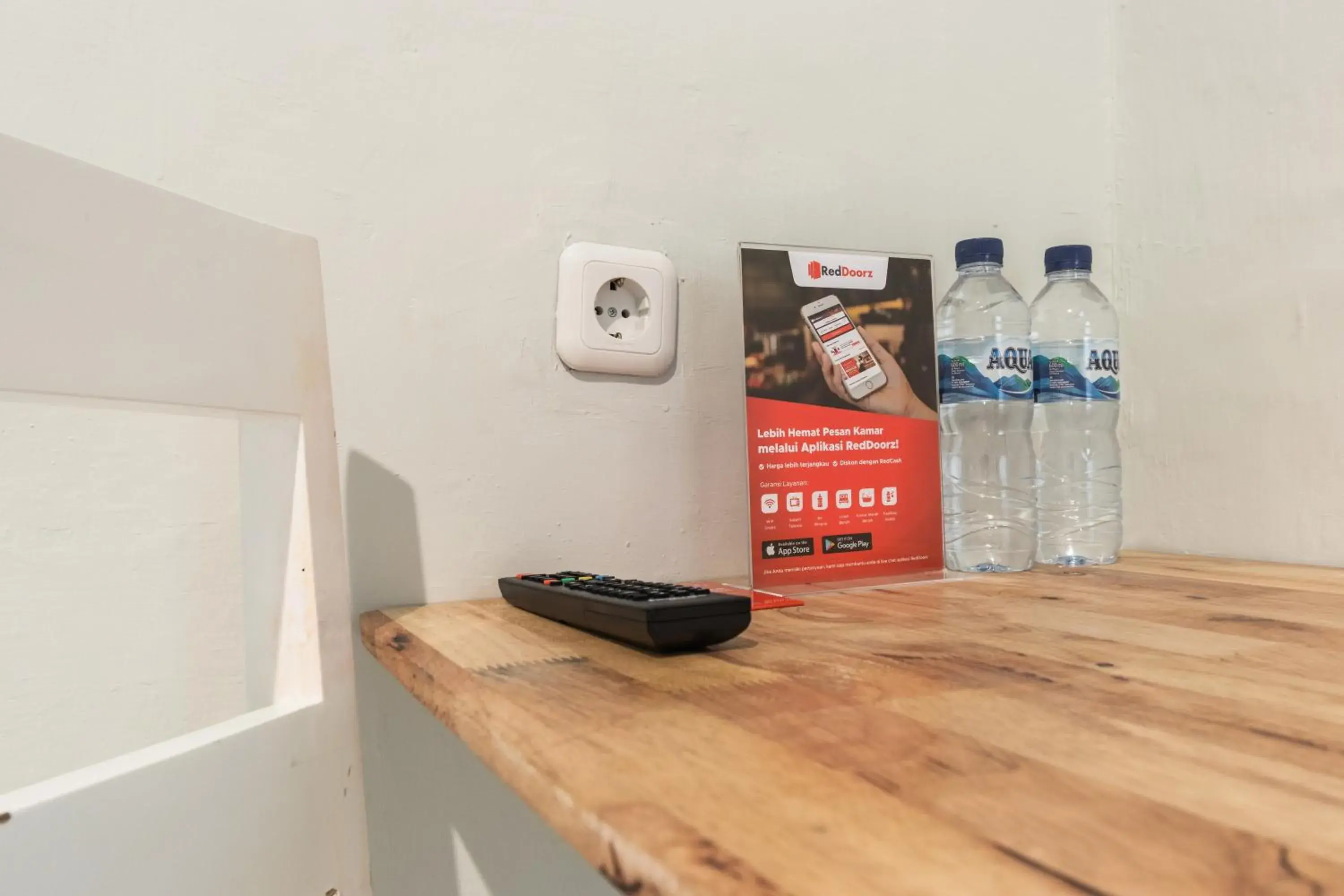 RedDoorz Plus near RS USU Medan 2 RedDoorz Plus near RS USU Medan 2