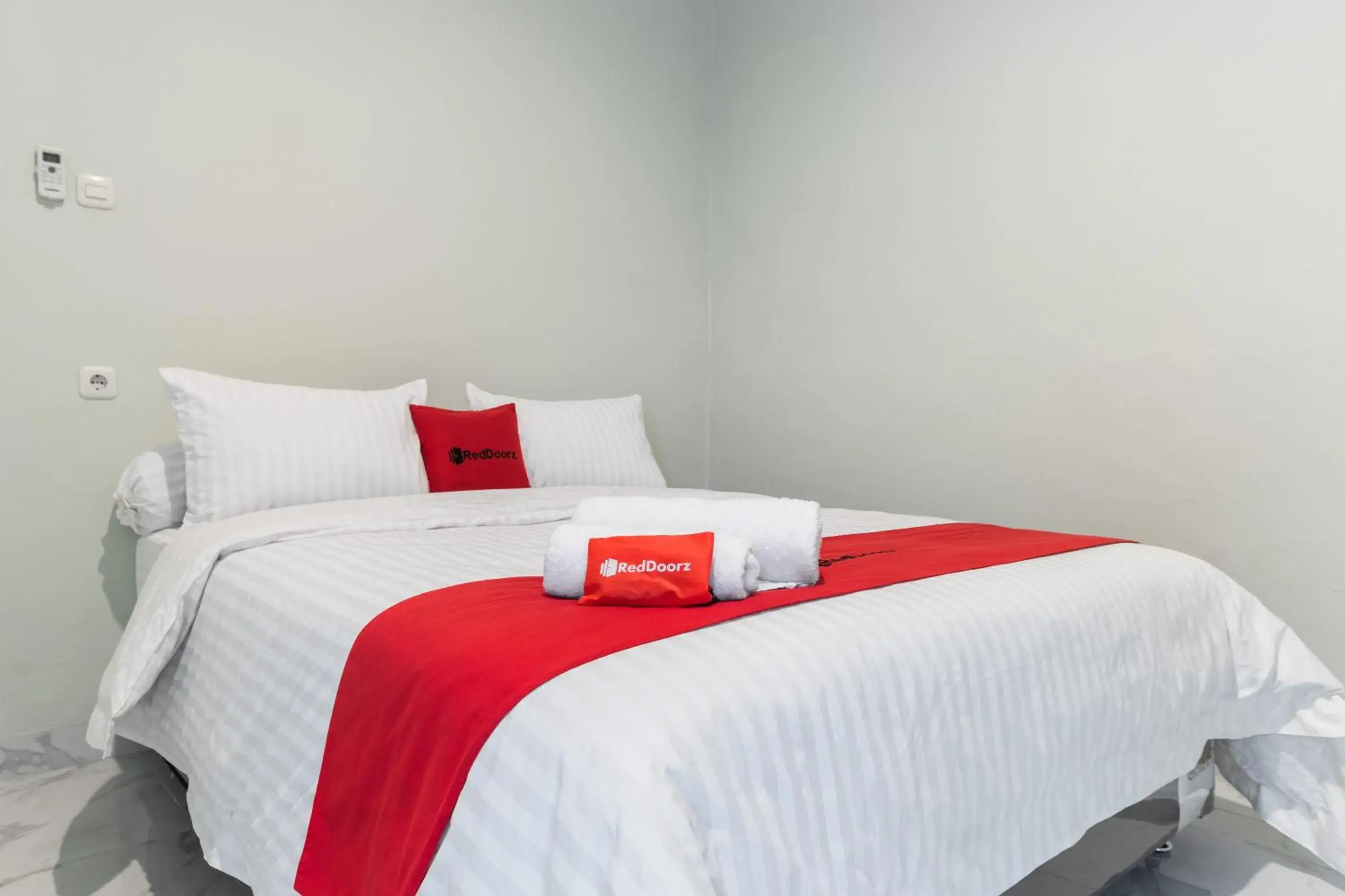 Bed in RedDoorz Plus near RS USU Medan 2 Bed in RedDoorz Plus near RS USU Medan 2