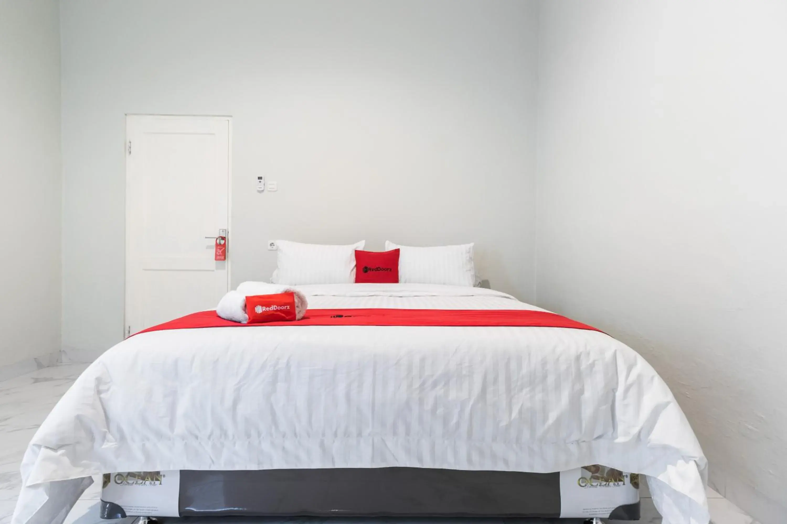 Bed in RedDoorz Plus near RS USU Medan 2 Bed in RedDoorz Plus near RS USU Medan 2