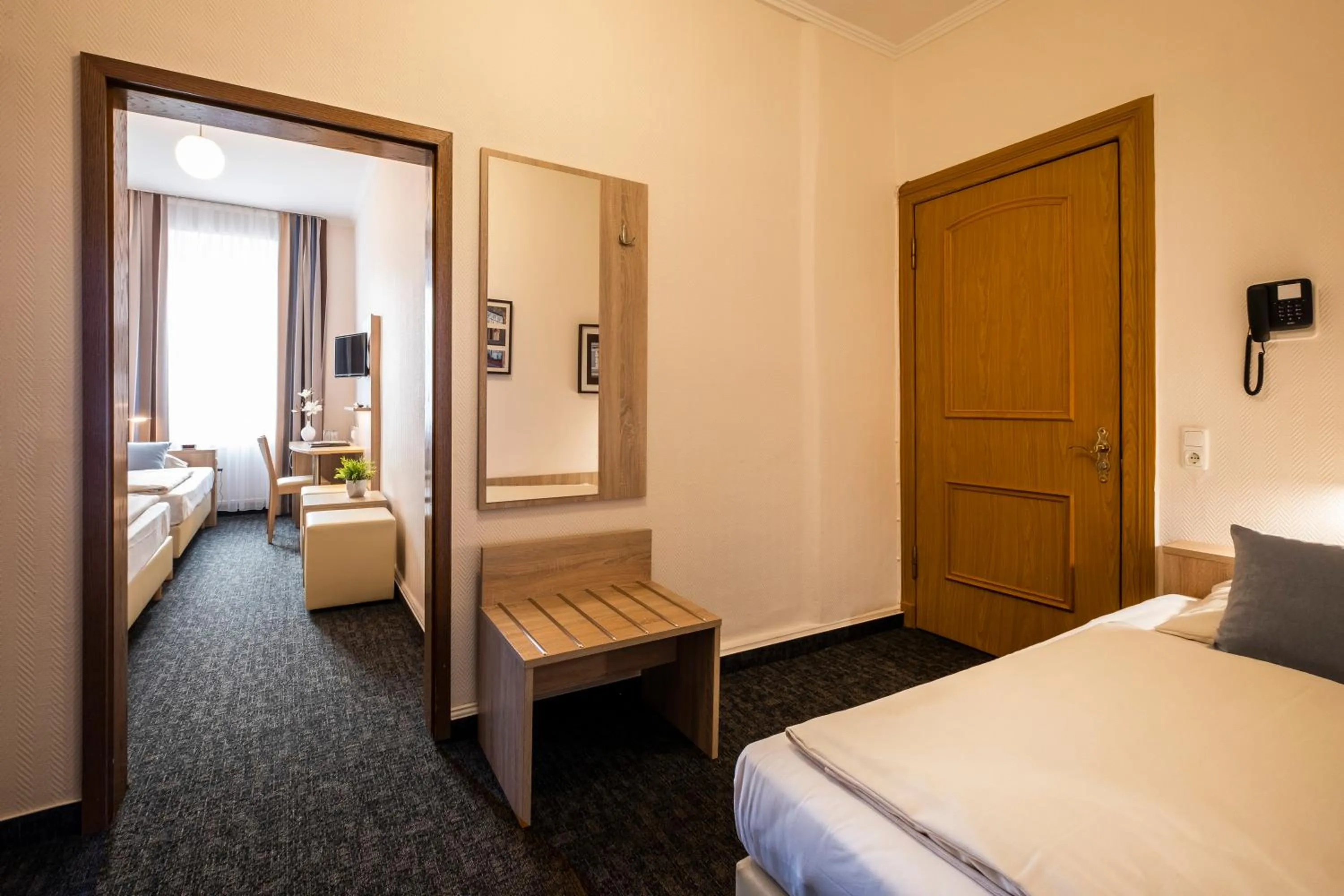 Photo of the whole room, Bed in Hotel Jensen