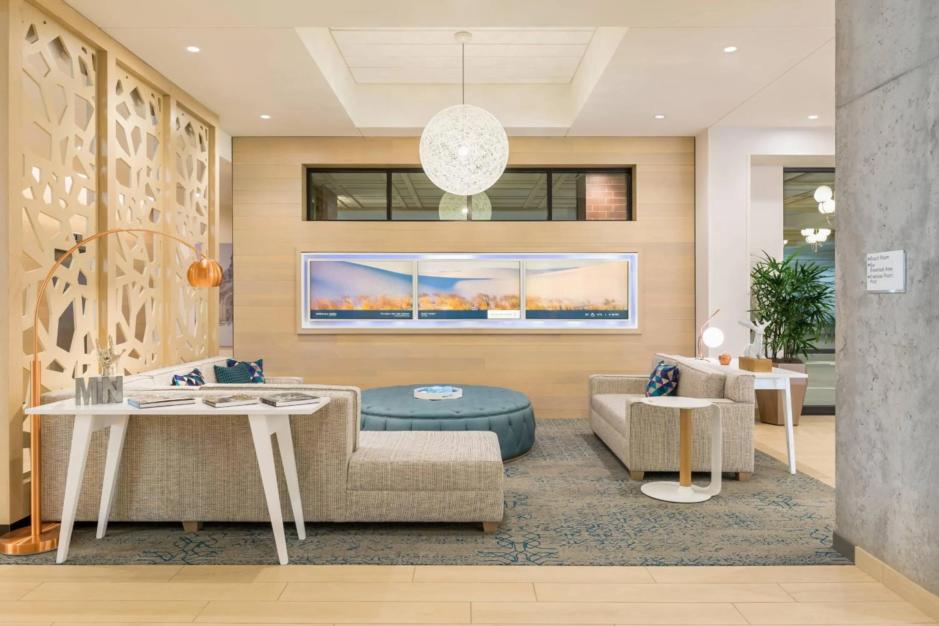 Lobby or reception in SpringHill Suites St. Paul Downtown