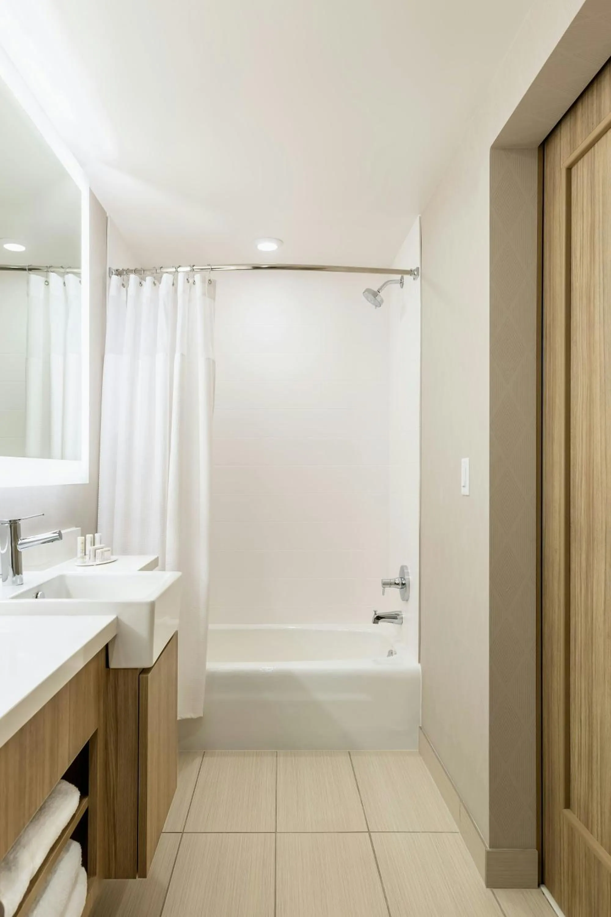 Bathroom in SpringHill Suites St. Paul Downtown