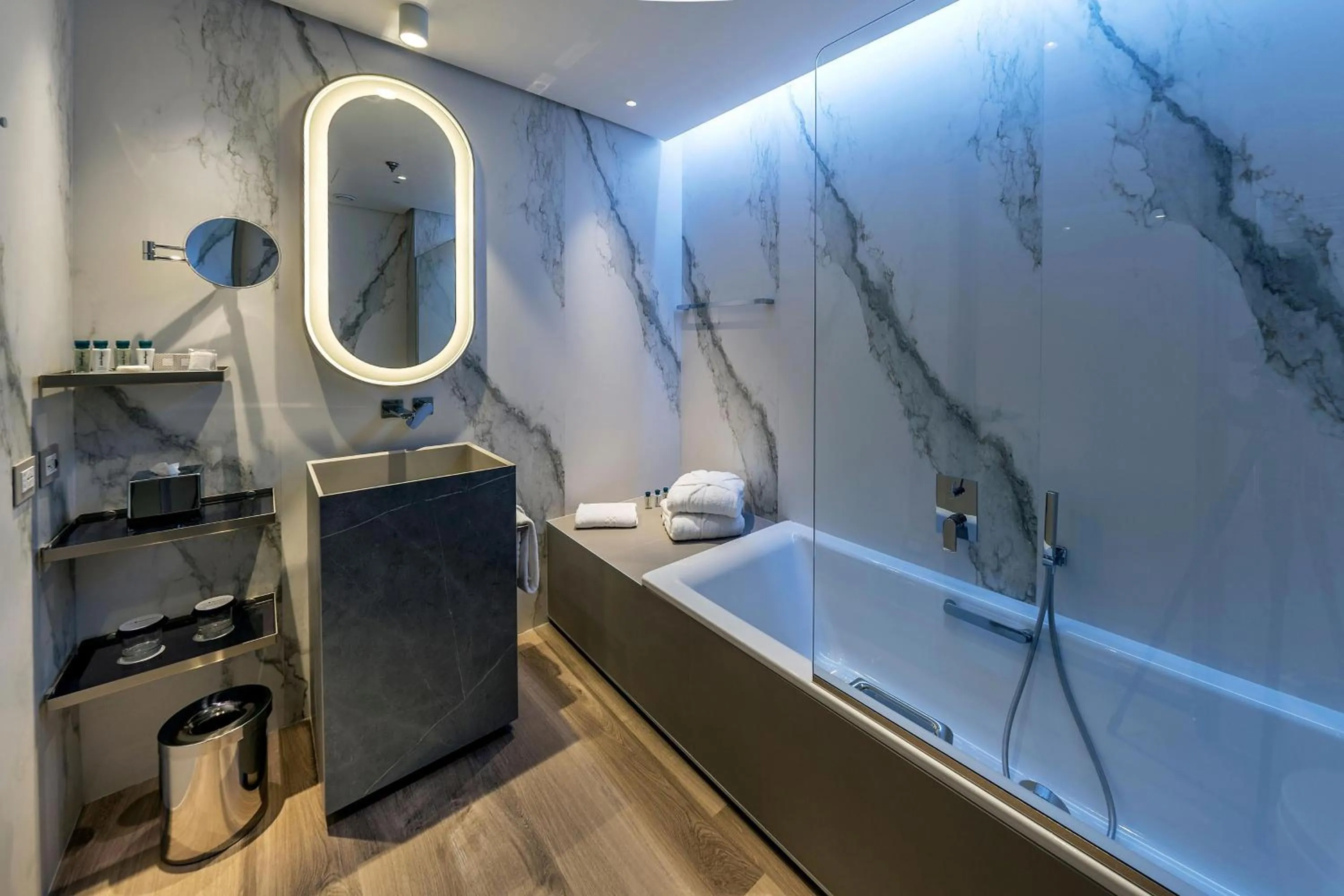 Bathroom in The Regency, Rome, a Tribute Portfolio Hotel