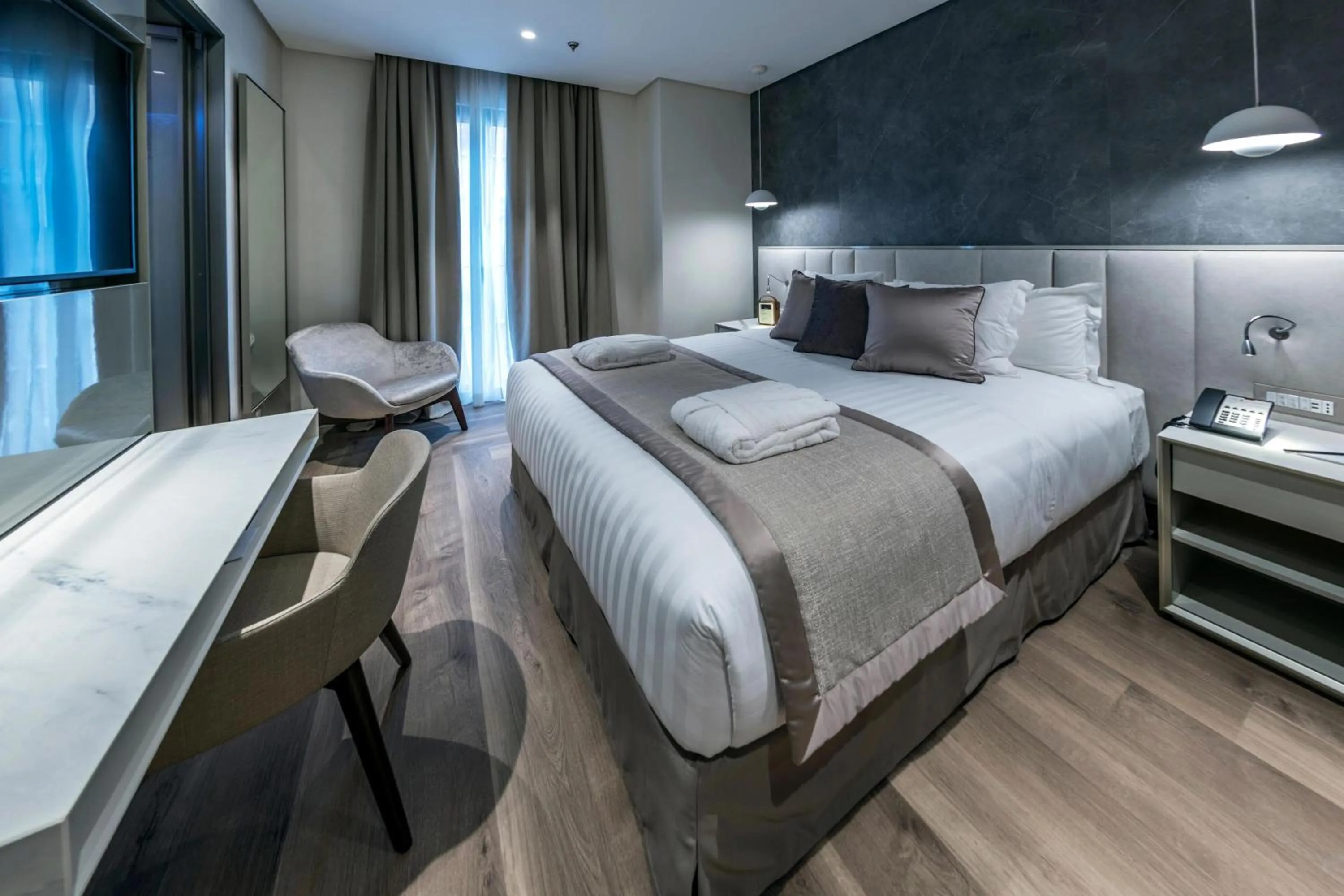 Photo of the whole room, Bed in The Regency, Rome, a Tribute Portfolio Hotel