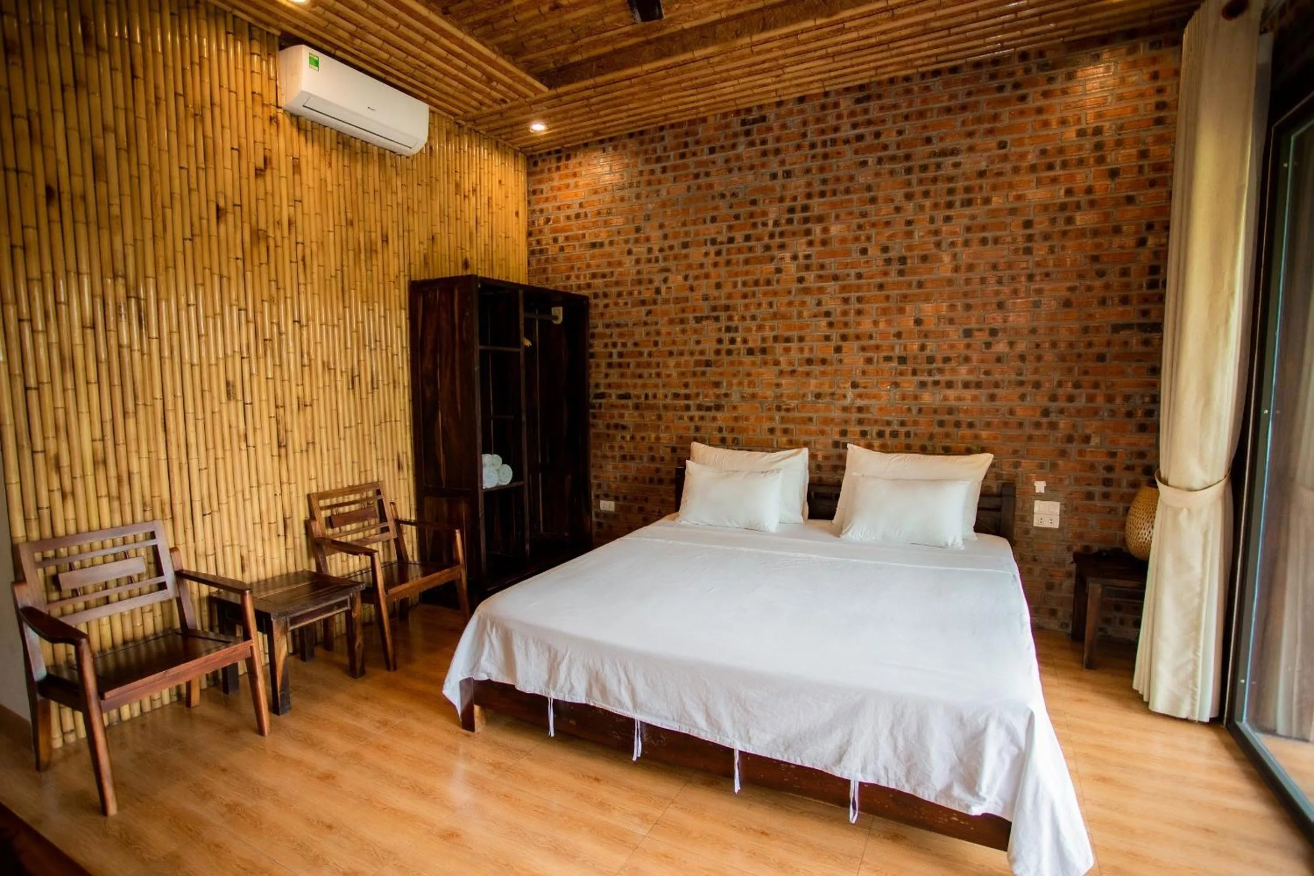 Photo of the whole room, Bed in Mường Village Ninh Bình