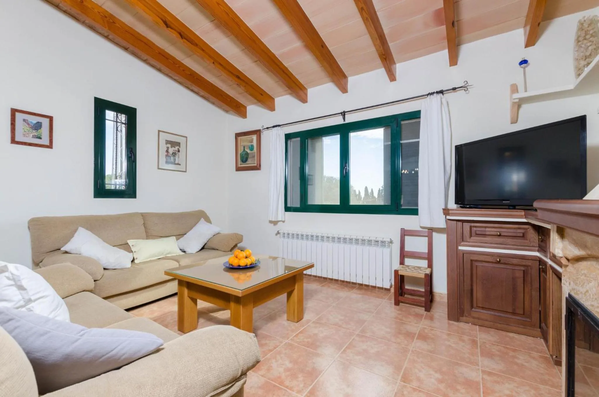 Living room in Pula Viñas