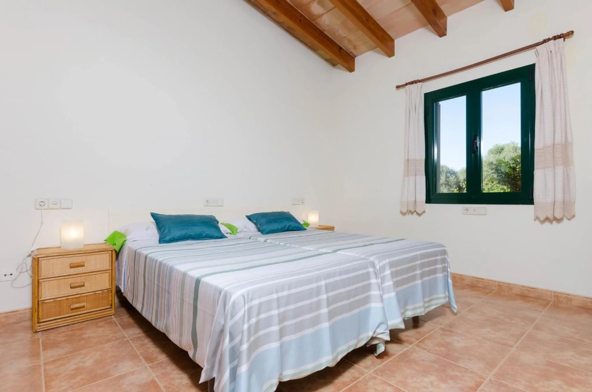 Bedroom, Bed in Pula Viñas