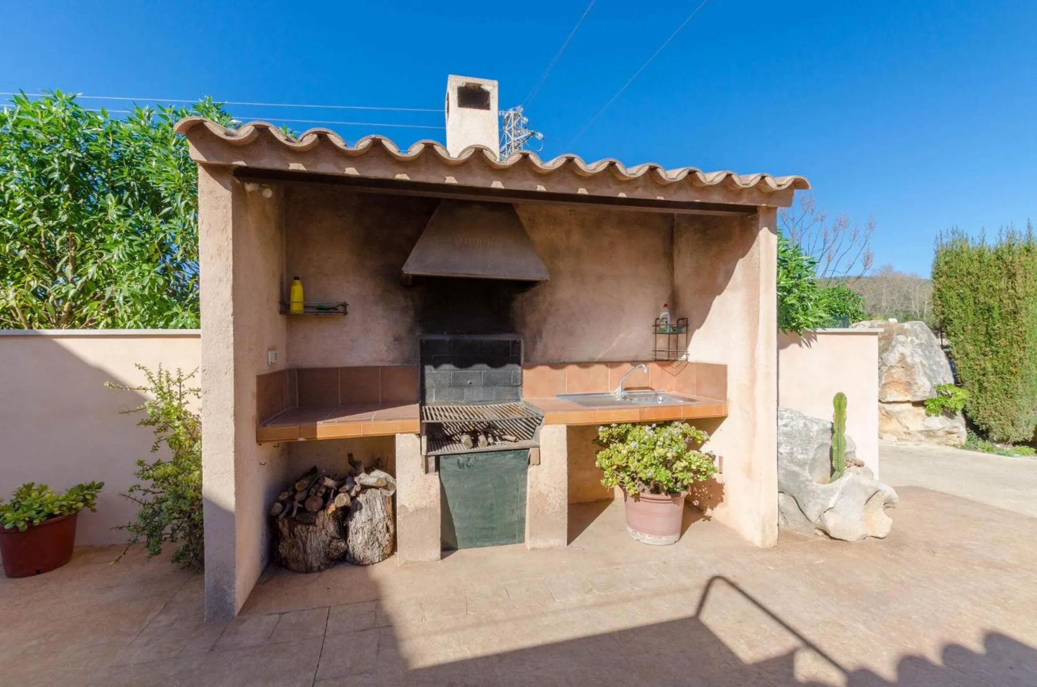 BBQ facilities in Pula Viñas