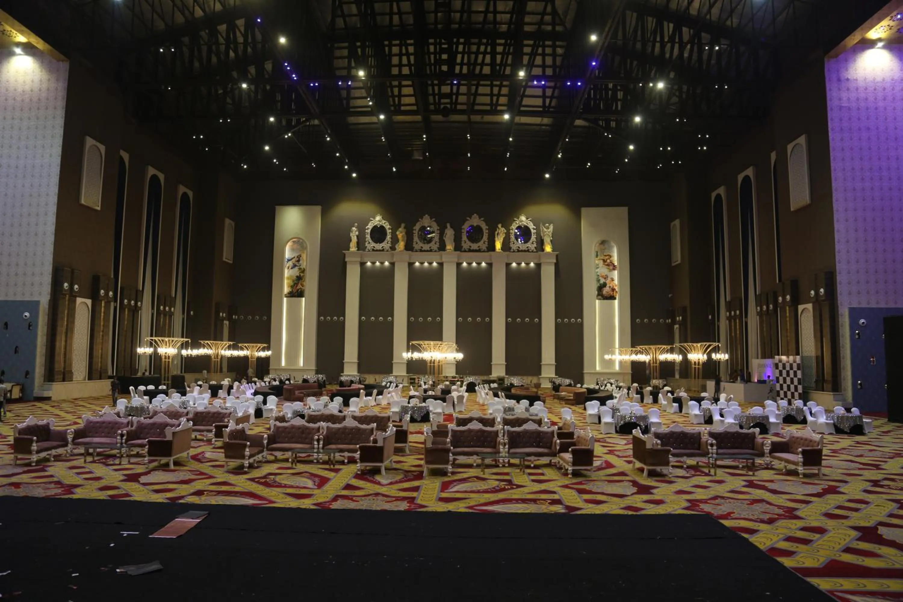 Banquet/Function facilities in Hukam's Lalit Mahal - Hotel Convention Club