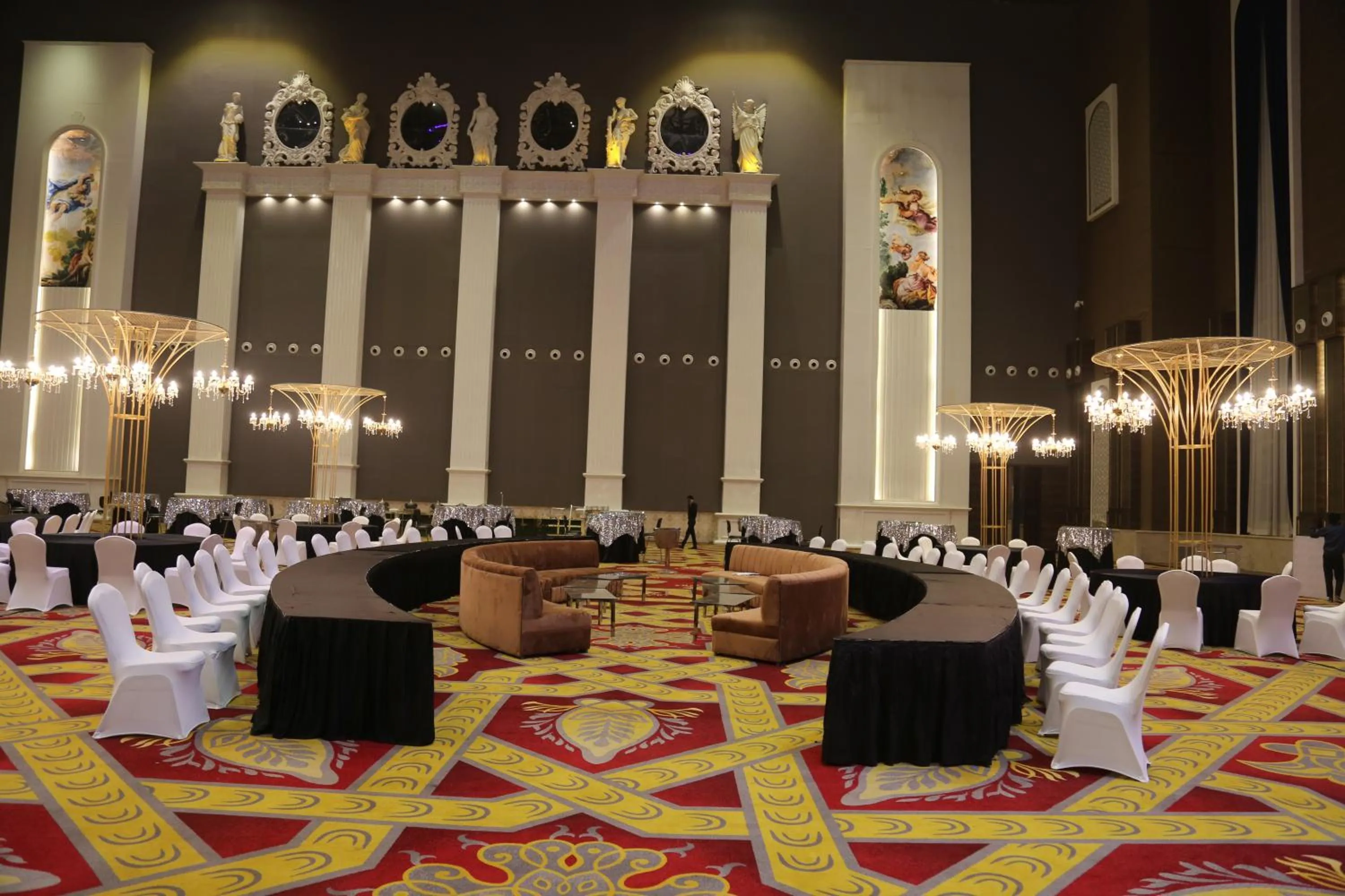 Banquet/Function facilities in Hukam's Lalit Mahal - Hotel Convention Club