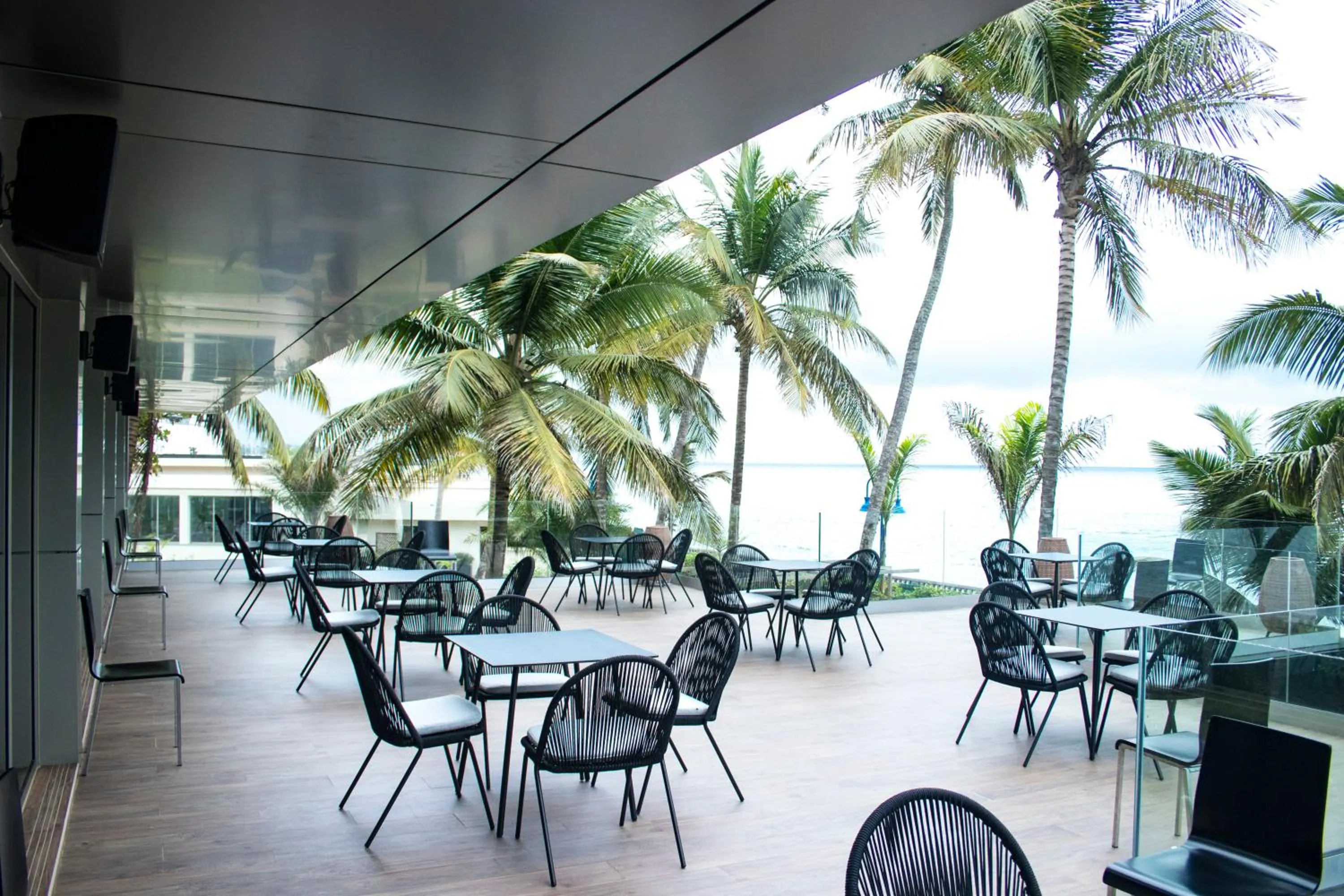 Restaurant/places to eat in Panafrica Hotel Boutique & Spa