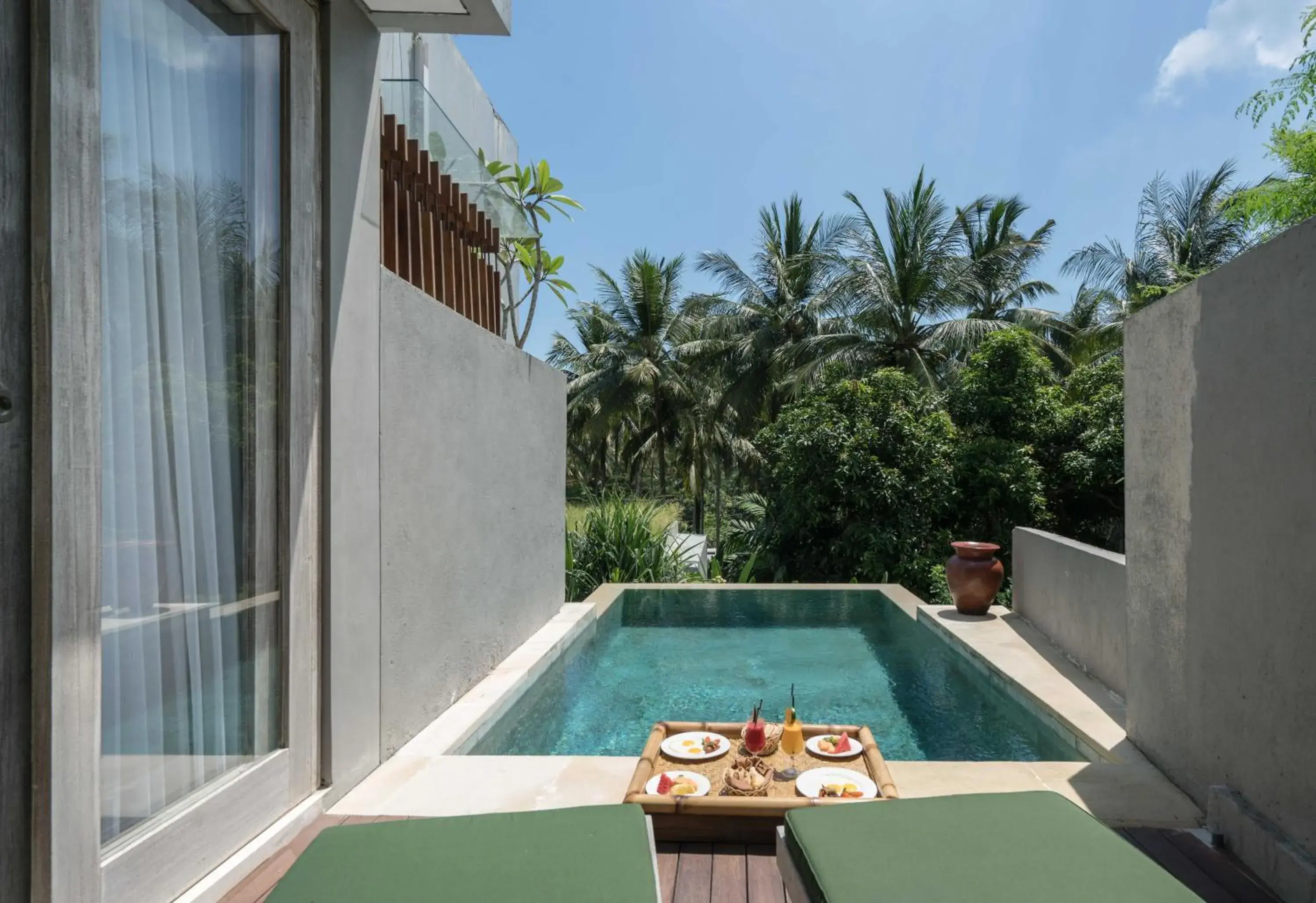 Swimming pool in Svarga Resort Lombok Swimming pool in Svarga Resort Lombok