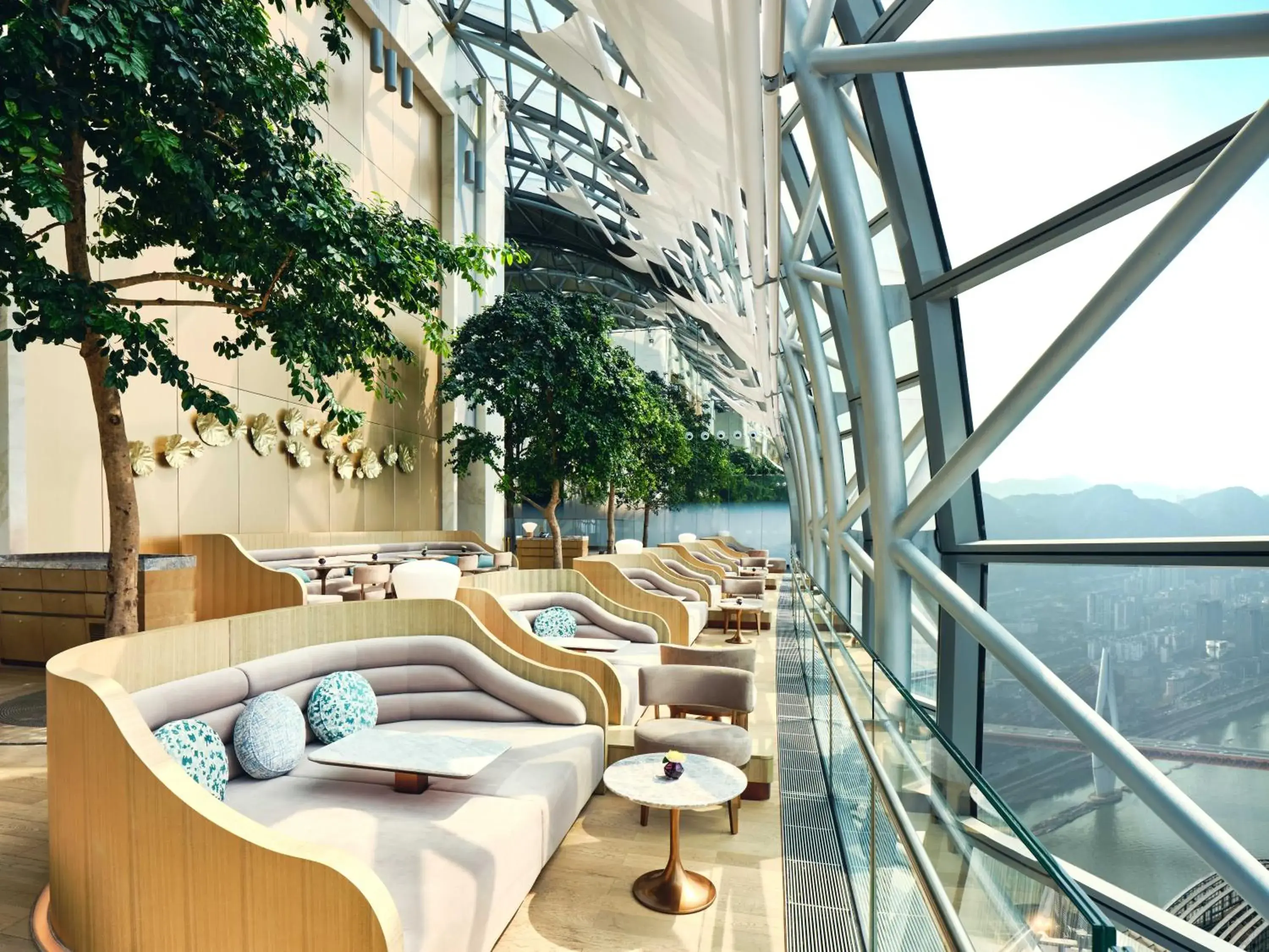 Restaurant/places to eat in InterContinental Chongqing Raffles City by IHG Restaurant/places to eat in InterContinental Chongqing Raffles City by IHG