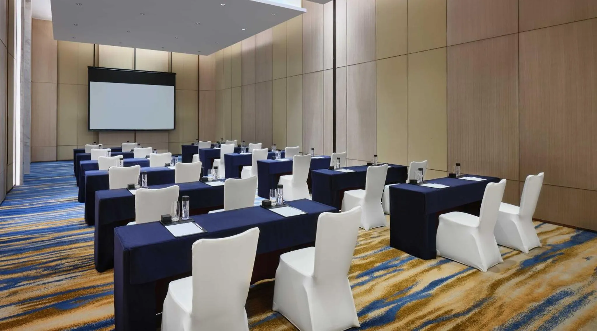 Meeting/conference room in InterContinental Chongqing Raffles City by IHG