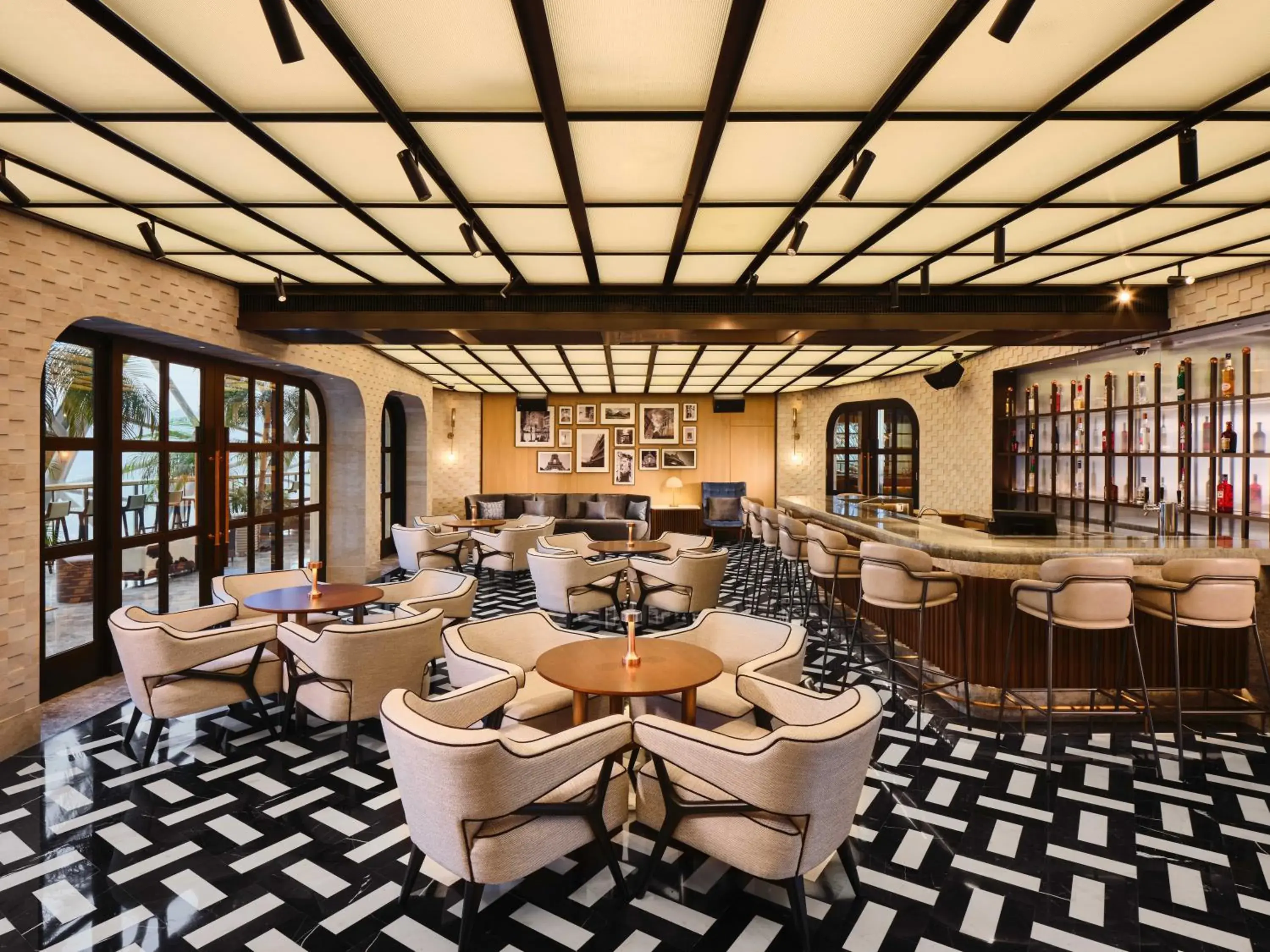 Restaurant/places to eat in InterContinental Chongqing Raffles City by IHG Restaurant/places to eat in InterContinental Chongqing Raffles City by IHG