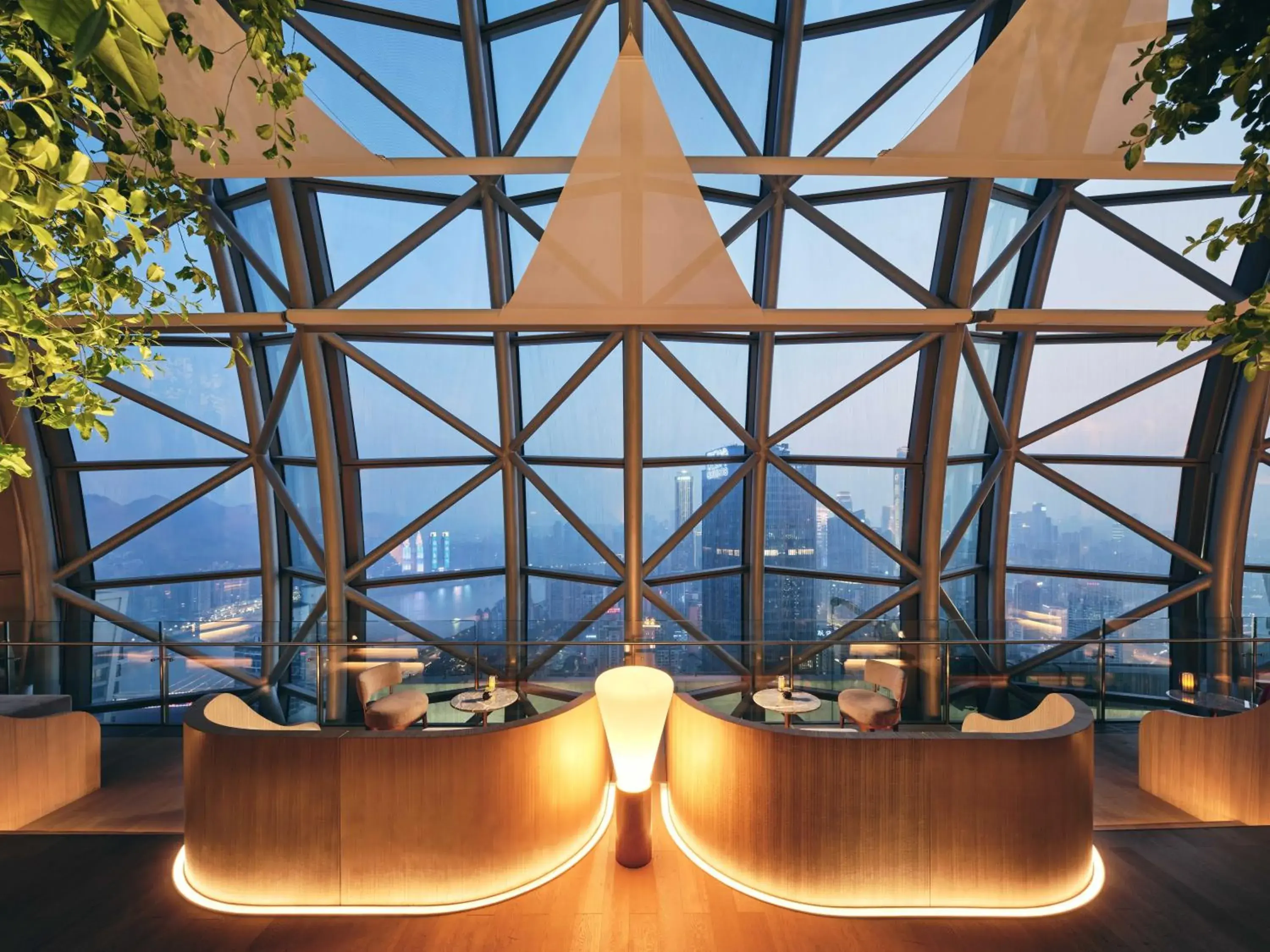 Restaurant/places to eat in InterContinental Chongqing Raffles City by IHG Restaurant/places to eat in InterContinental Chongqing Raffles City by IHG