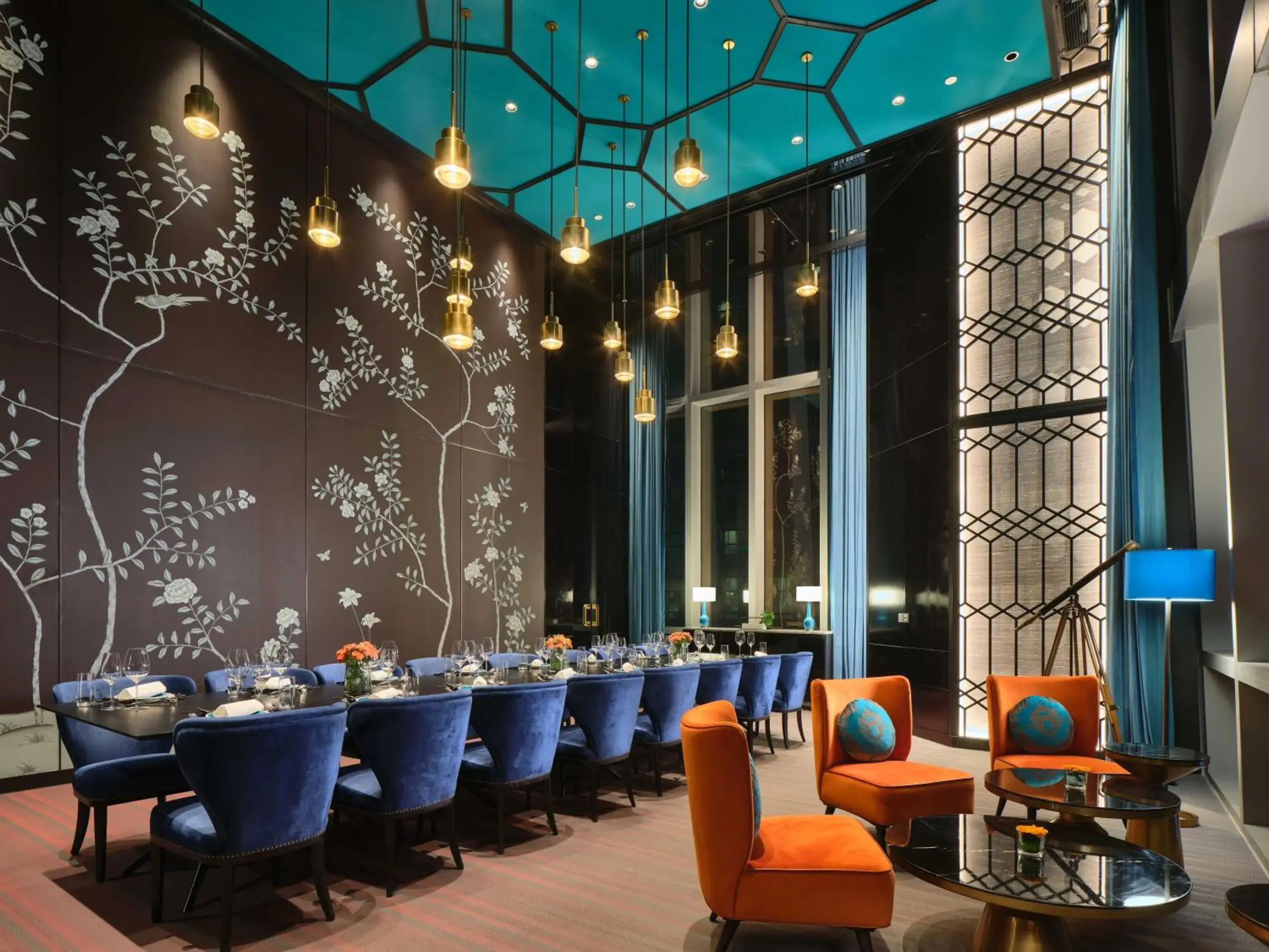 Restaurant/places to eat in InterContinental Chongqing Raffles City by IHG Restaurant/places to eat in InterContinental Chongqing Raffles City by IHG