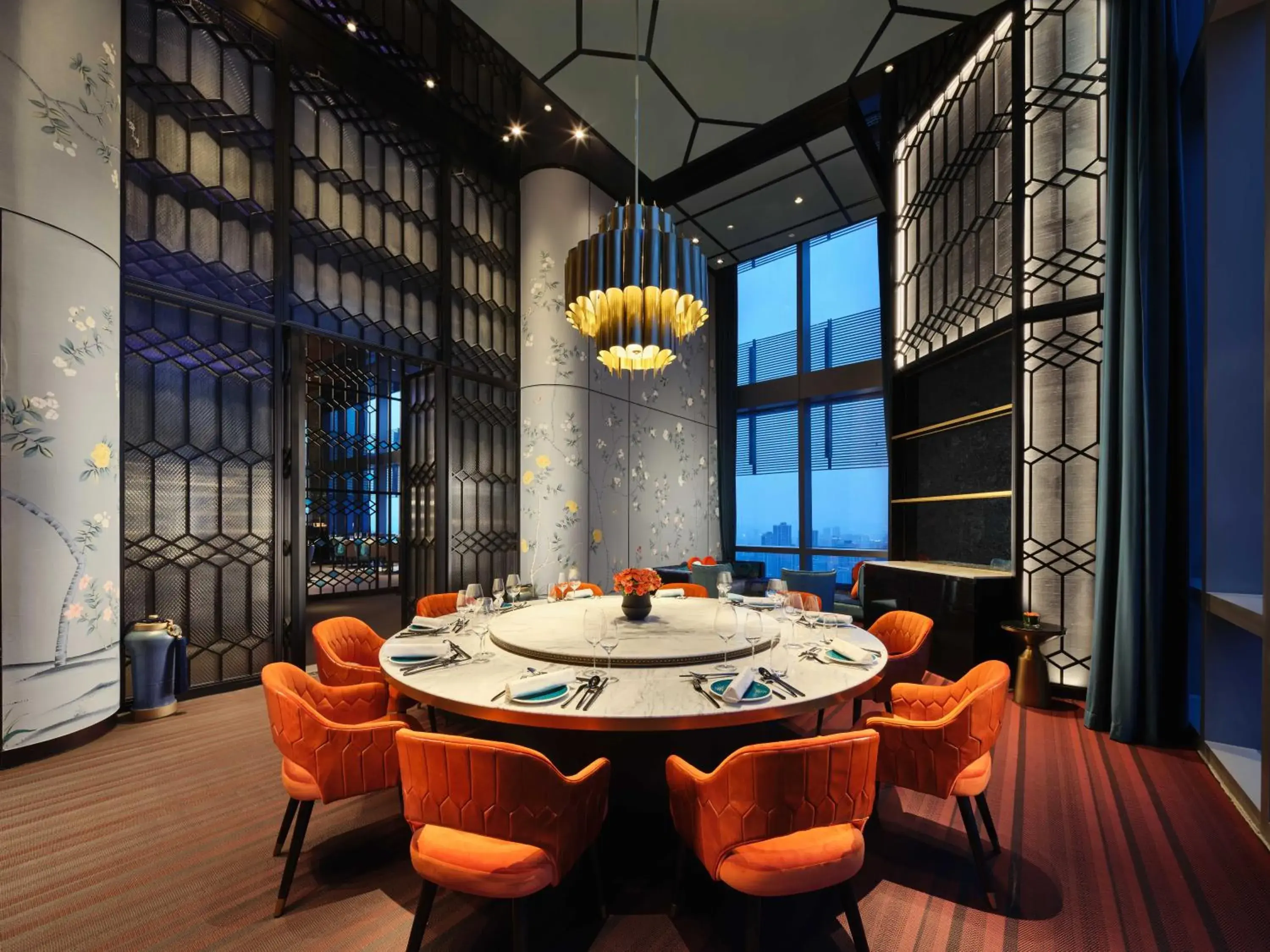 Restaurant/places to eat in InterContinental Chongqing Raffles City by IHG Restaurant/places to eat in InterContinental Chongqing Raffles City by IHG
