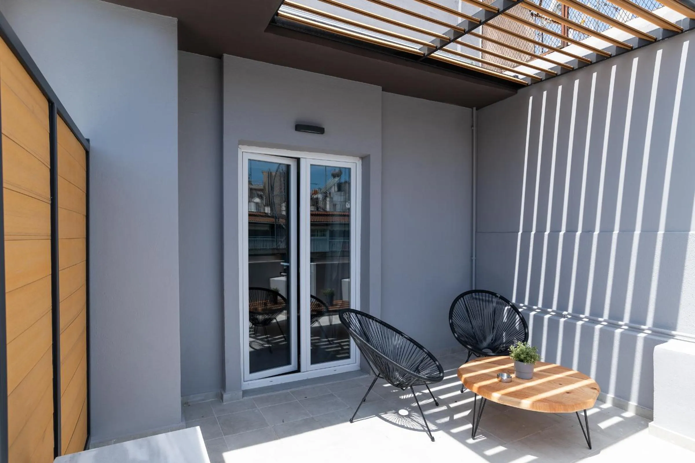 Balcony/Terrace in White 9