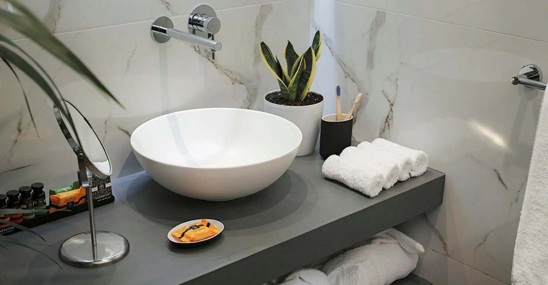 Bathroom in The Gem Society Hotel