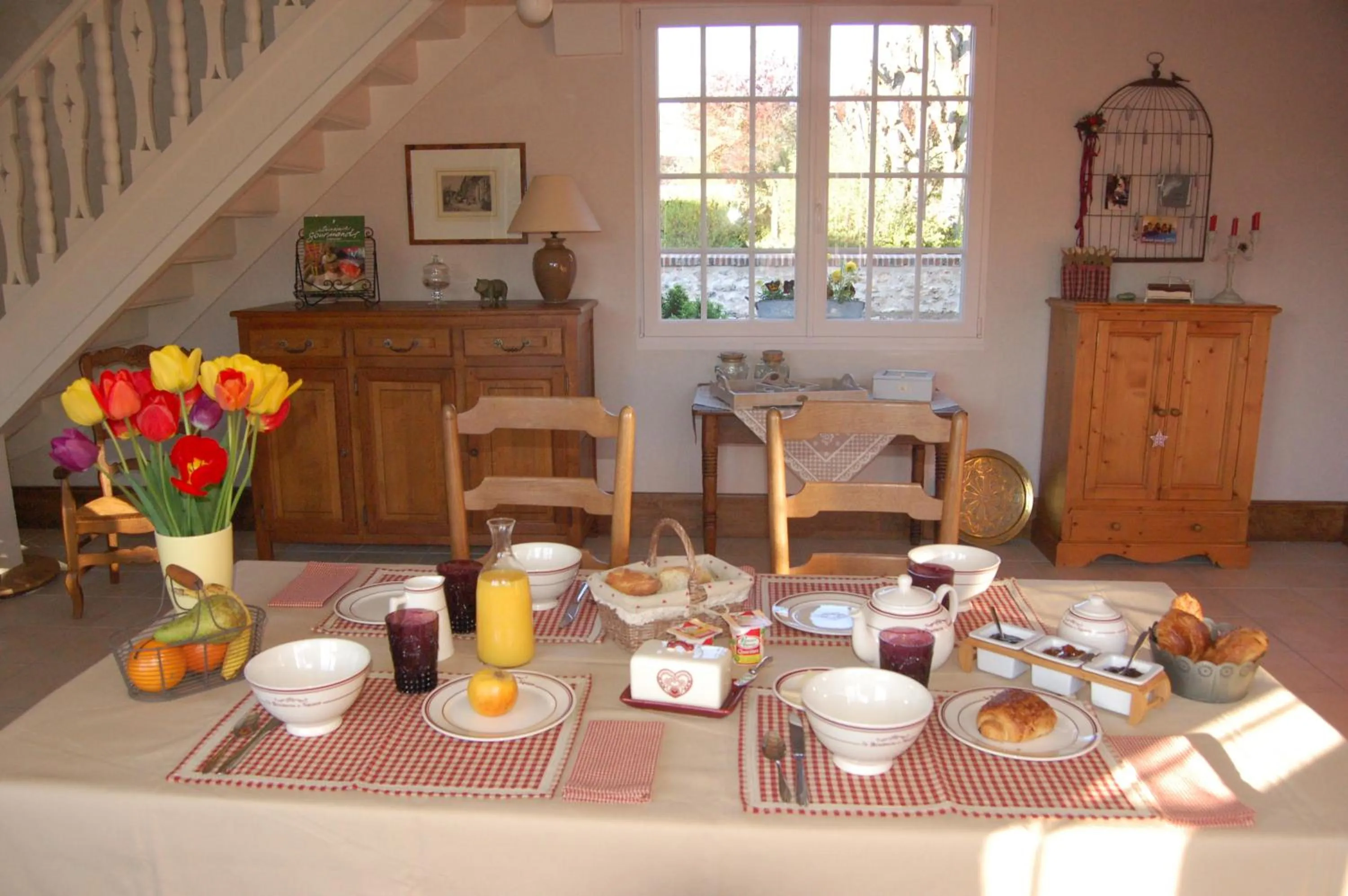 Restaurant/places to eat in La Chaiserie