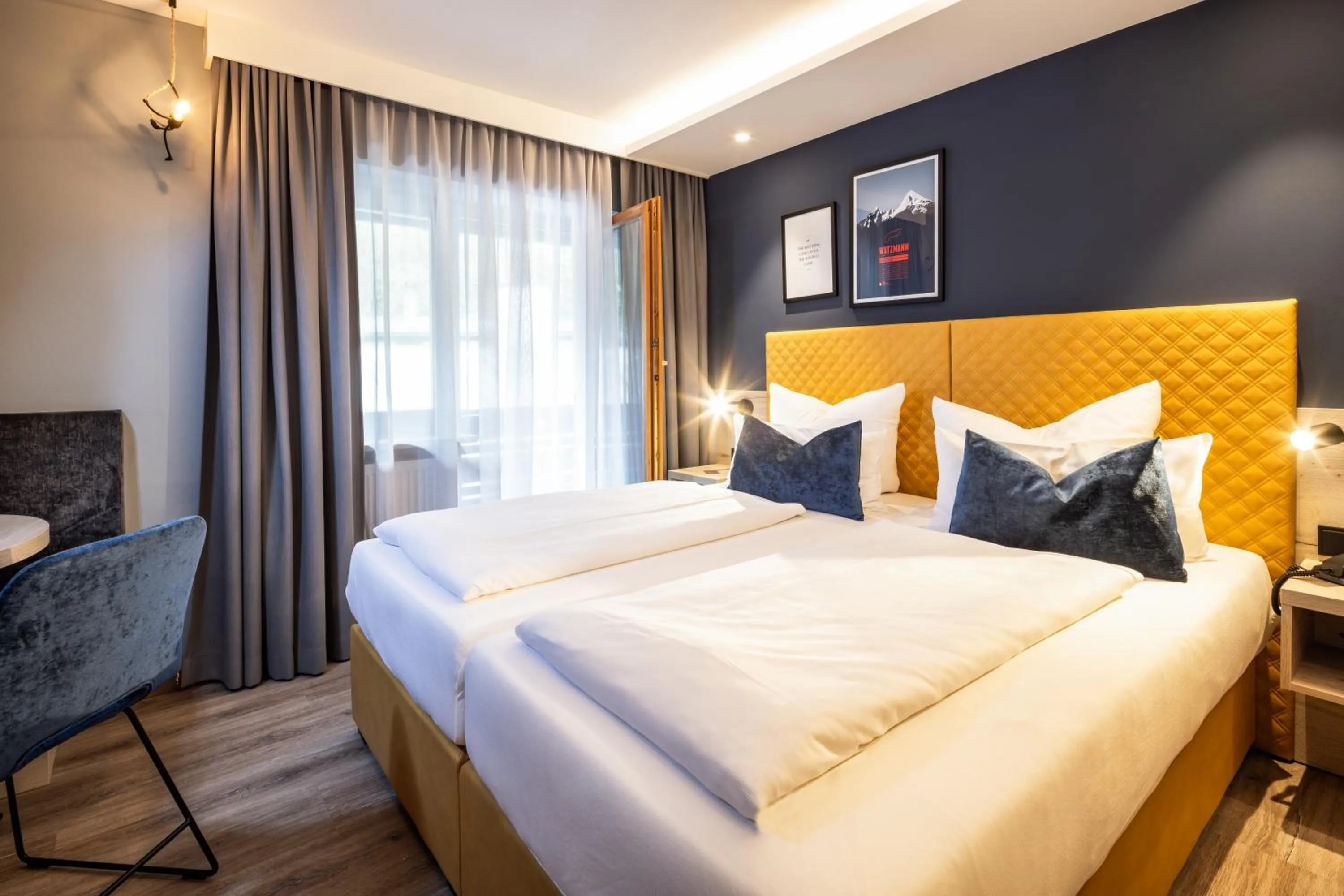 Photo of the whole room, Bed in Hotel Königssee