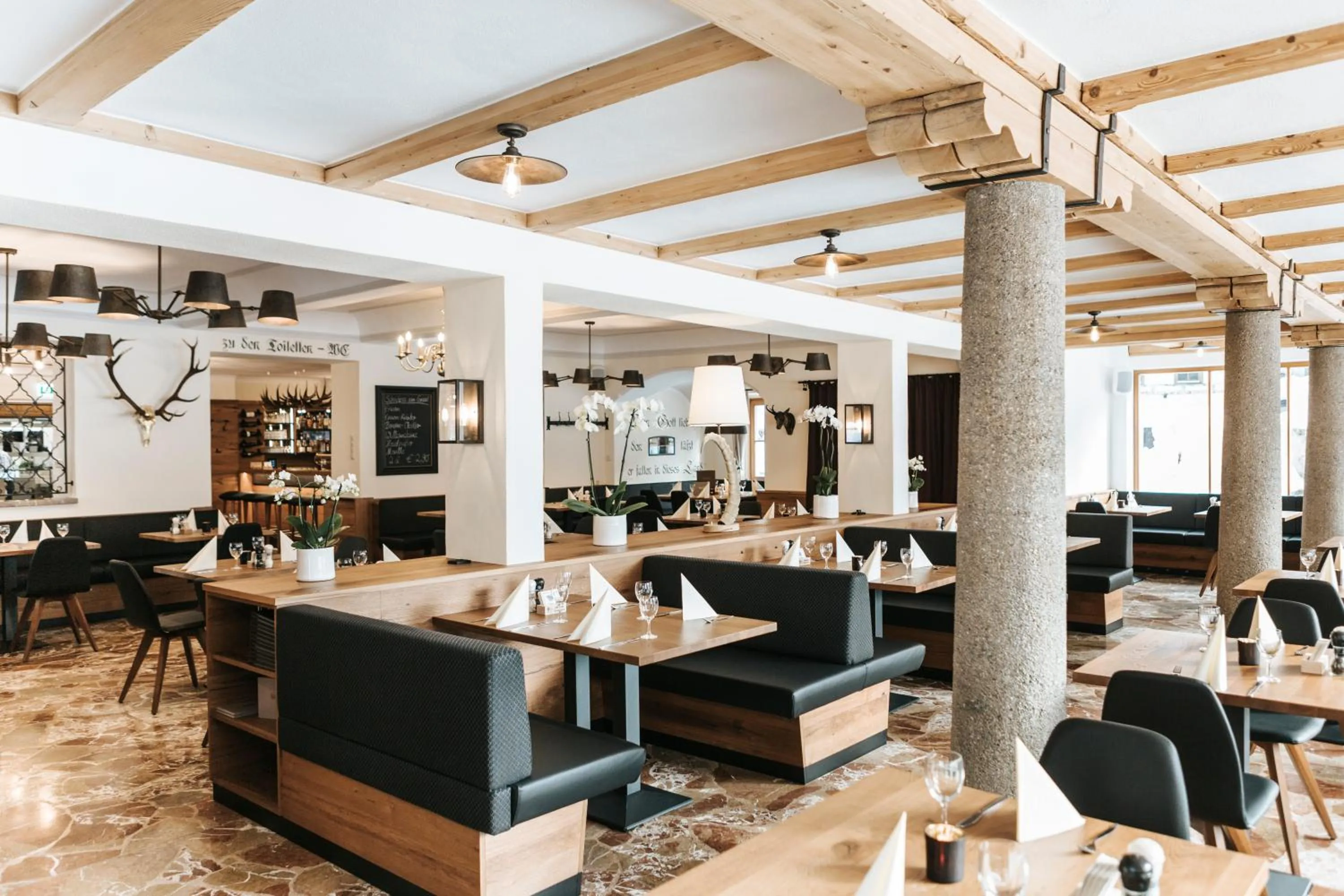 Restaurant/places to eat in Hotel Königssee