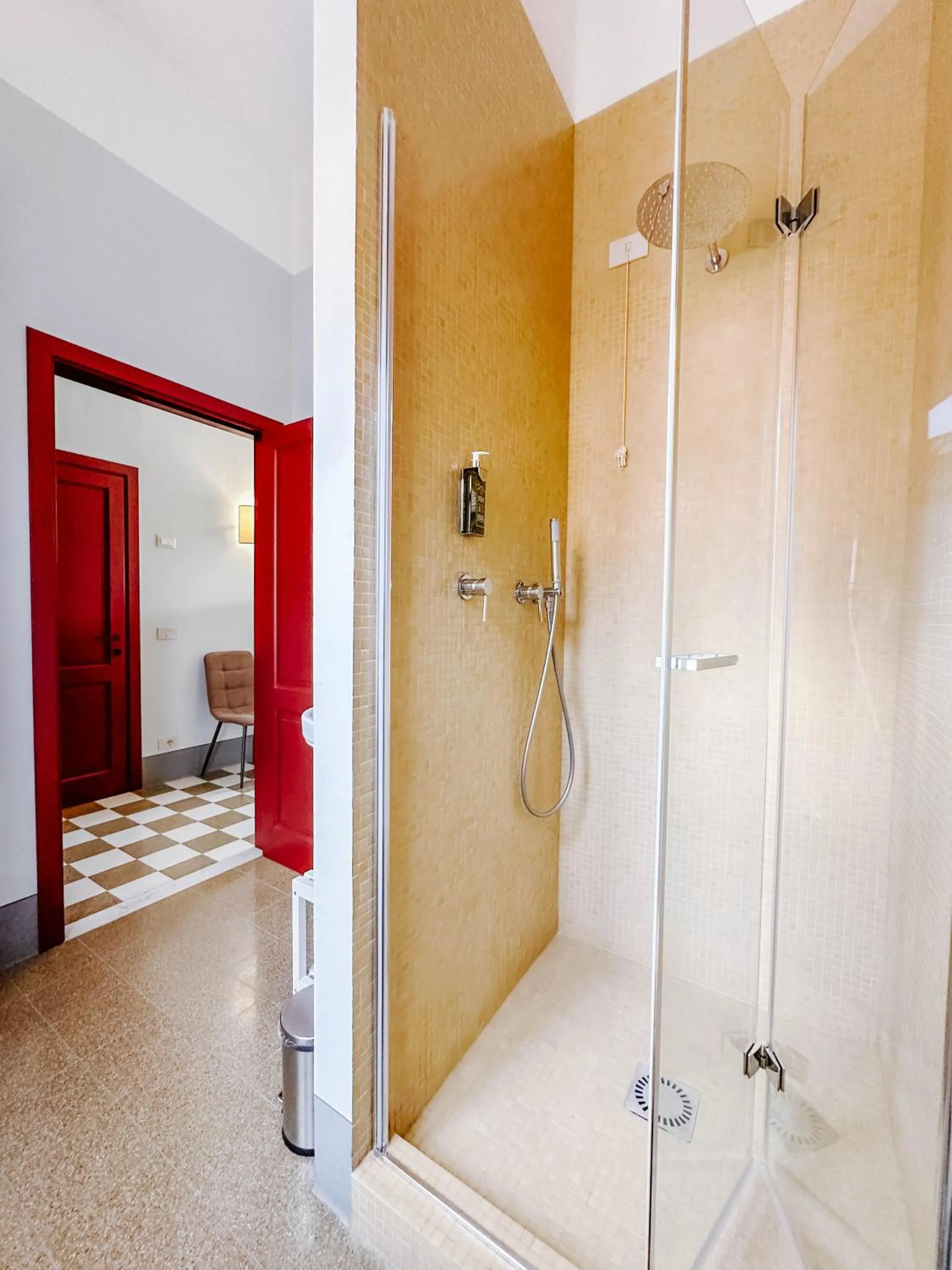 Shower in RICASOLI, Brolio Agriroom