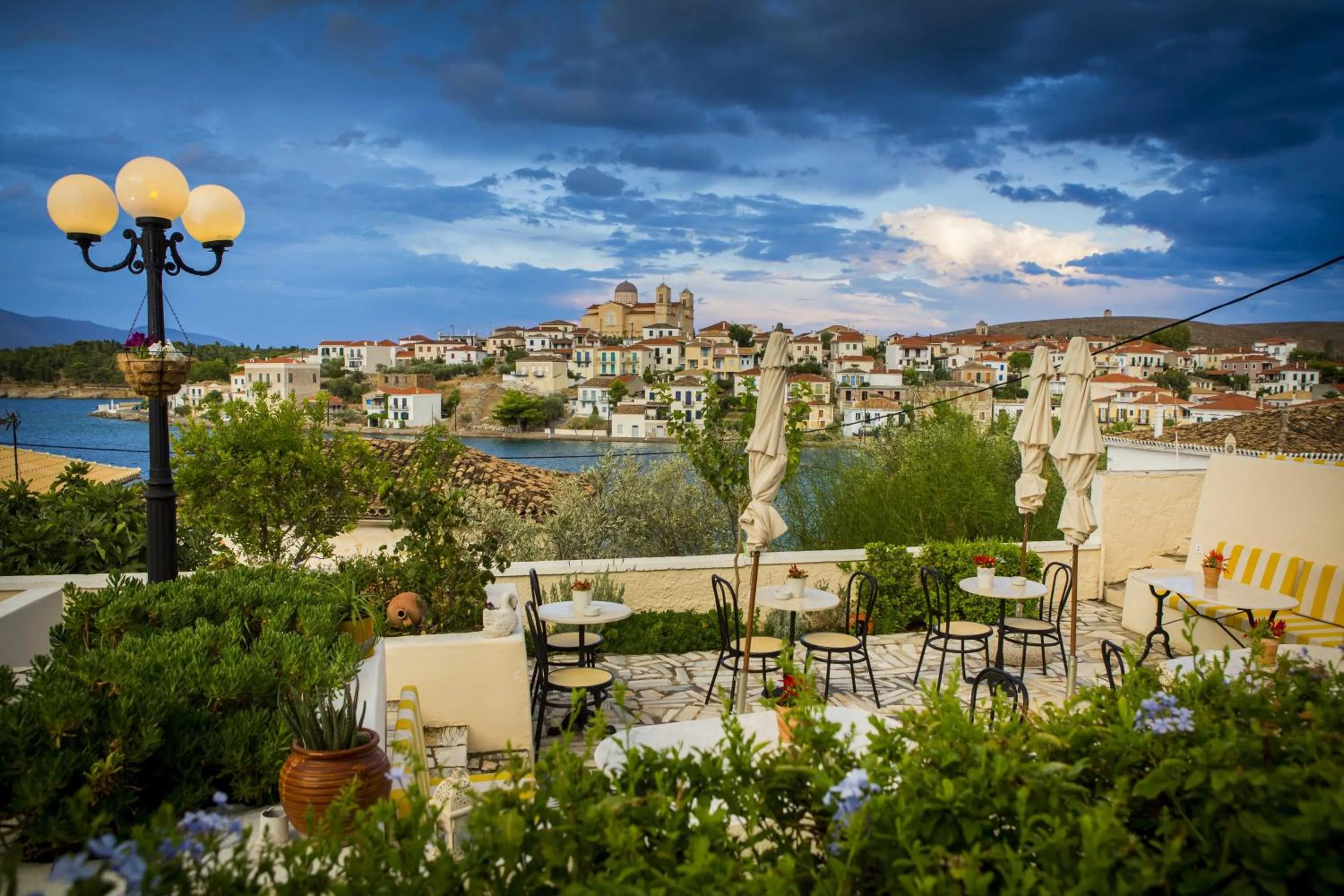 Garden in Galaxa Mansion