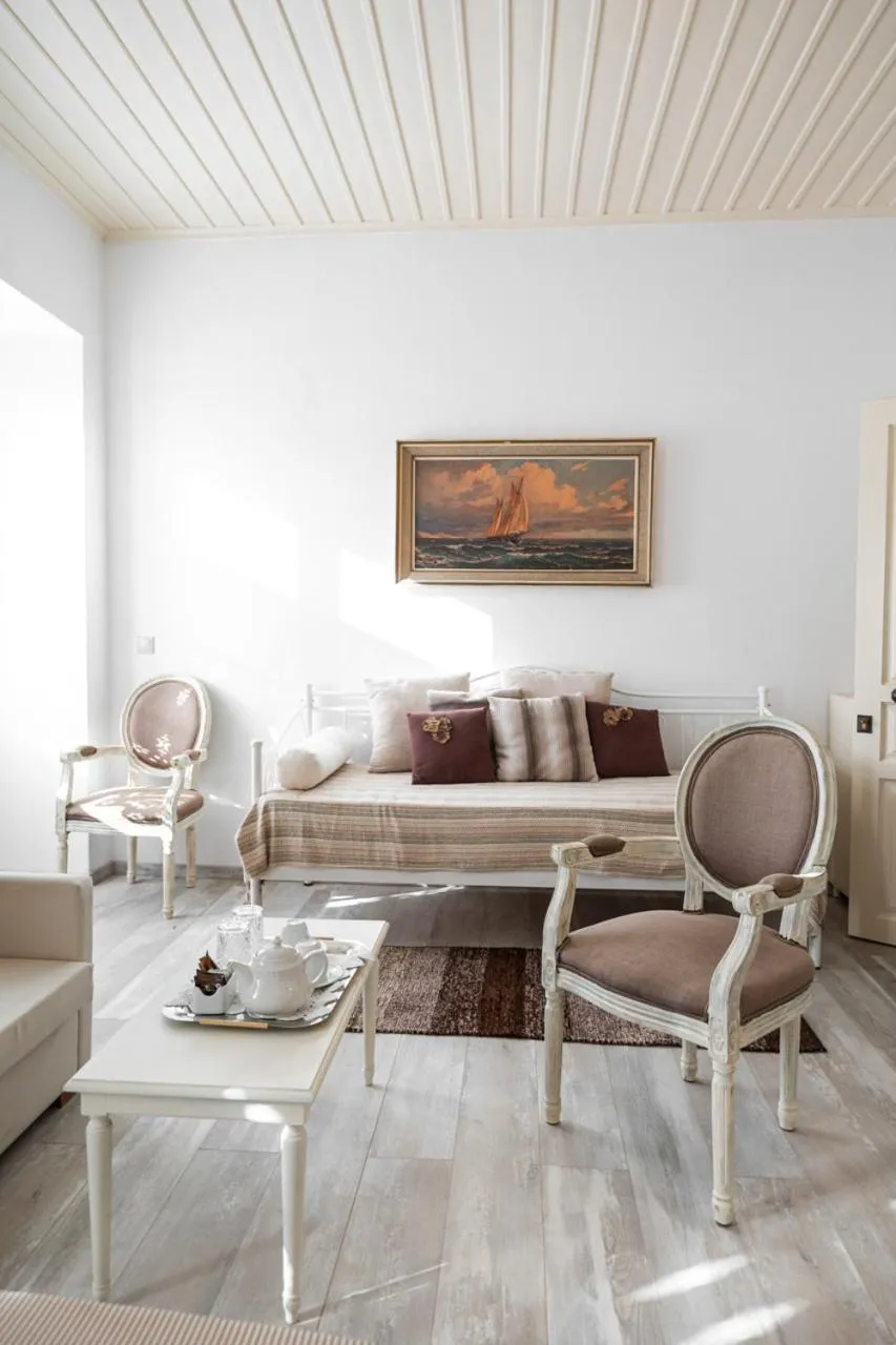 Bedroom in Galaxa Mansion