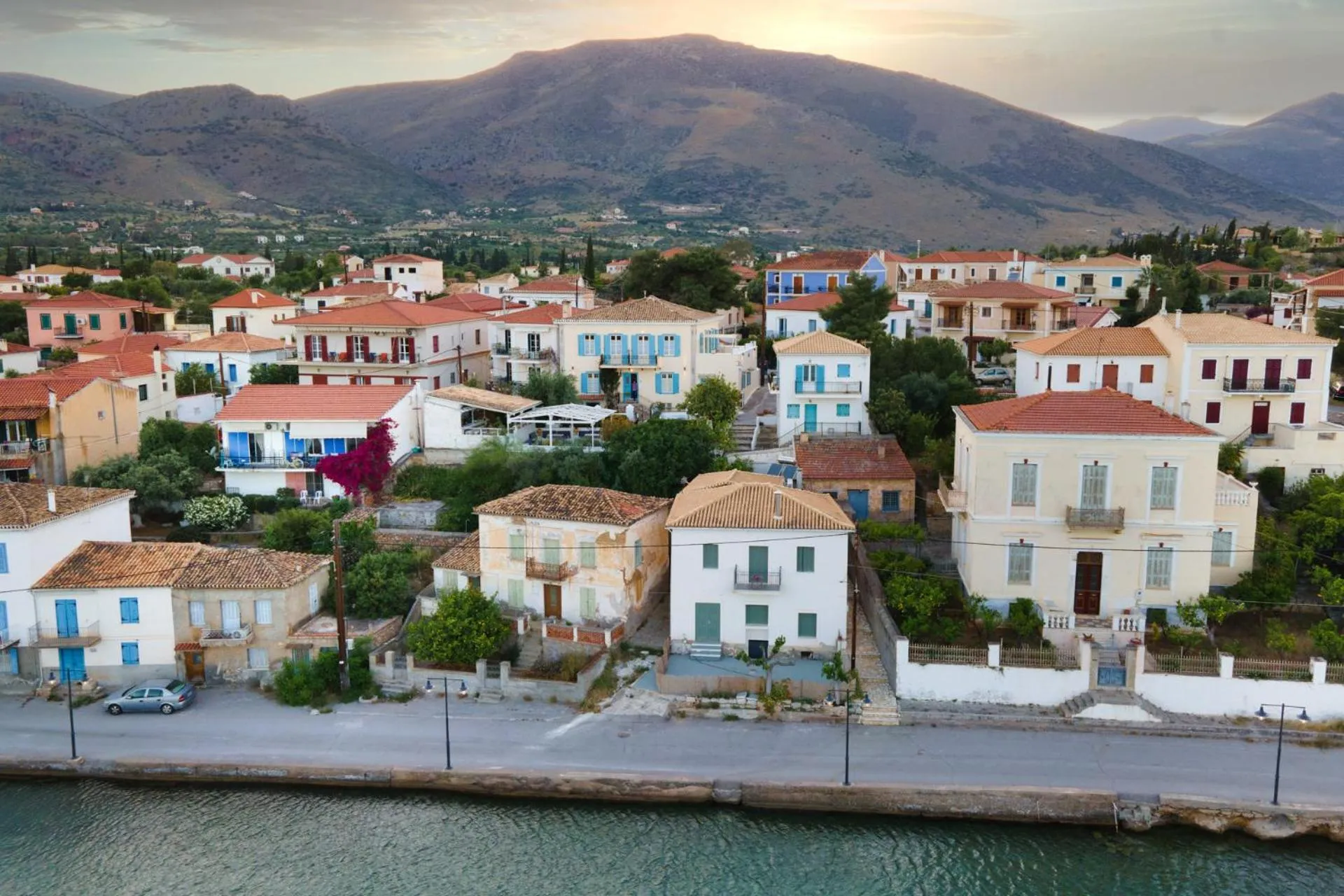 Neighbourhood in Galaxa Mansion