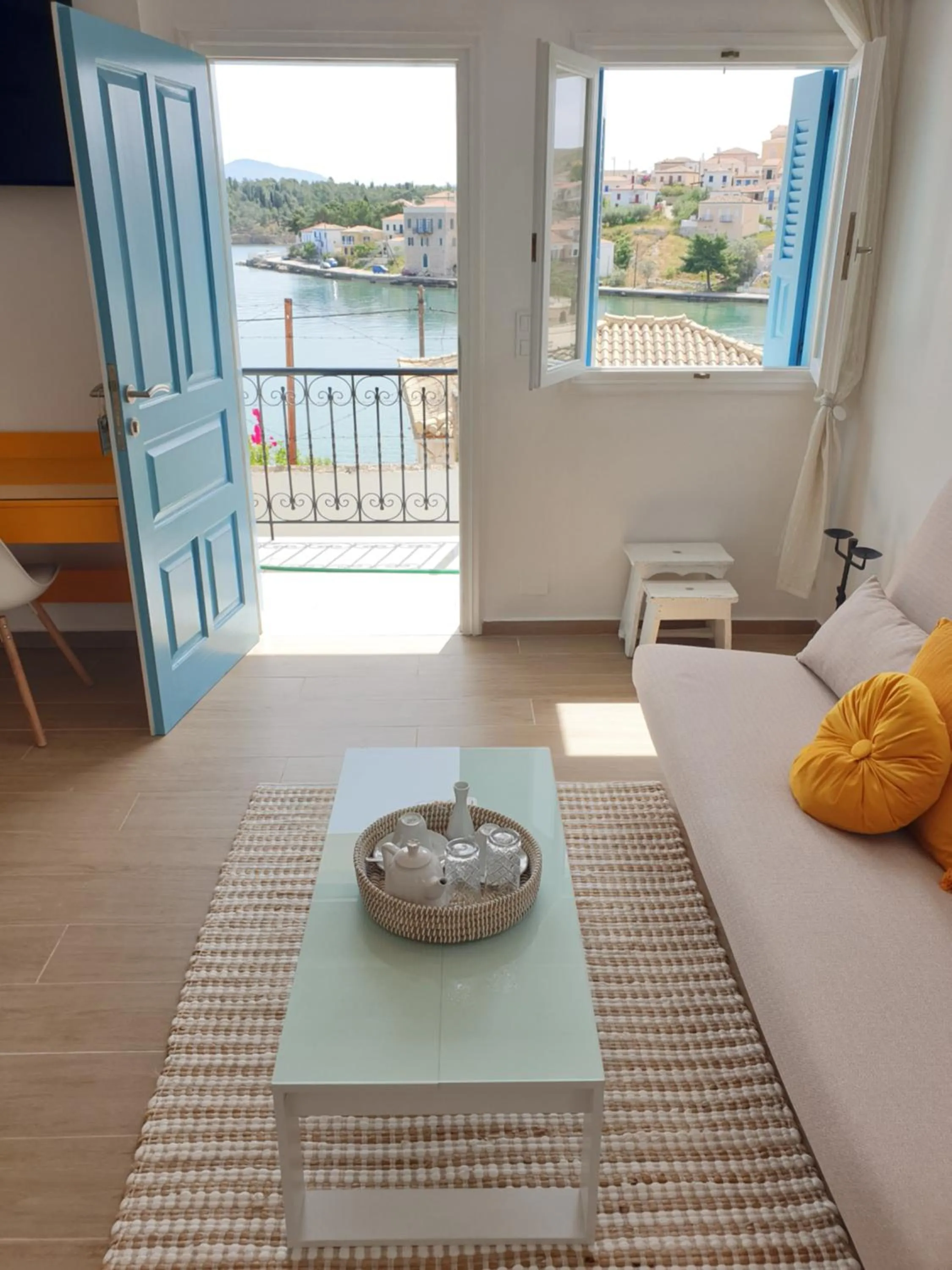 Photo of the whole room, Bed in Galaxa Mansion