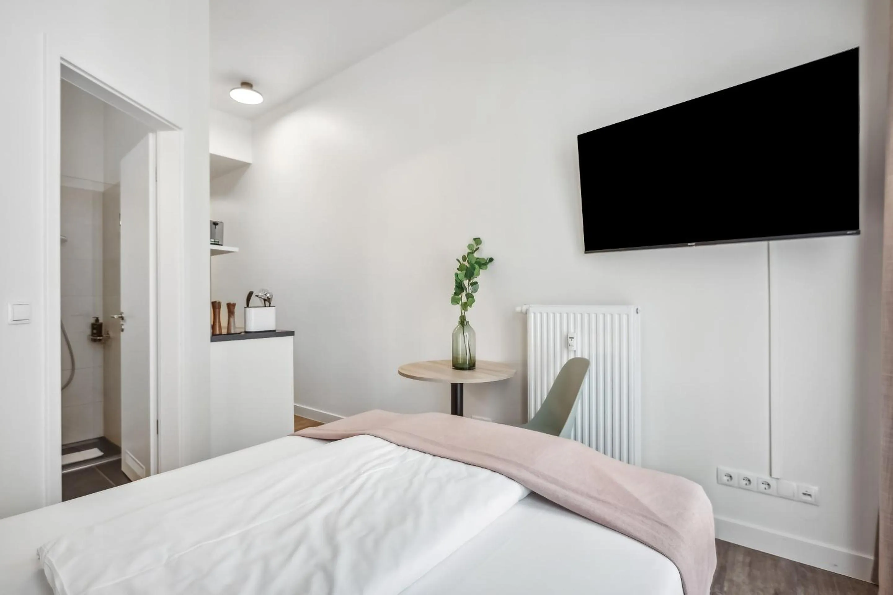 Bed in Limehome Leipzig Am Brühl