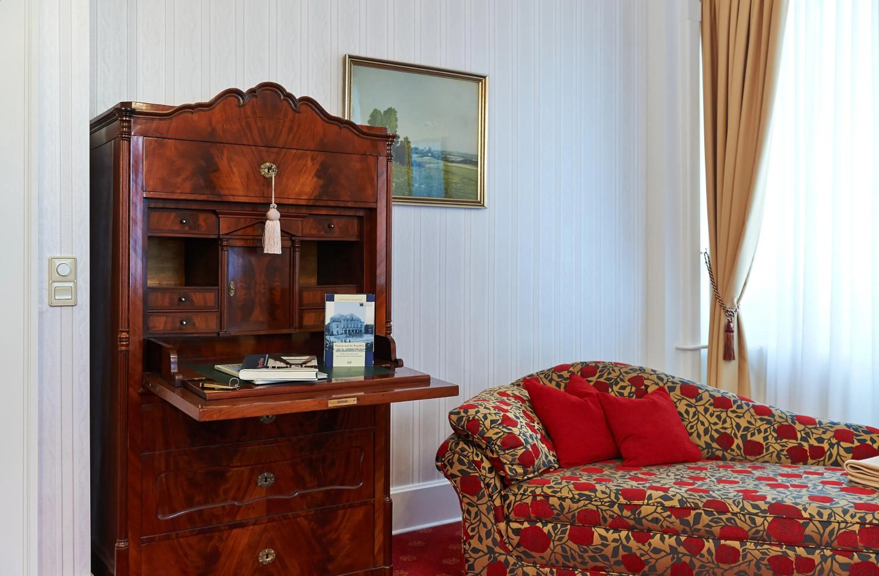 Photo of the whole room, Bed in Boutique-Hotel Amalienhof