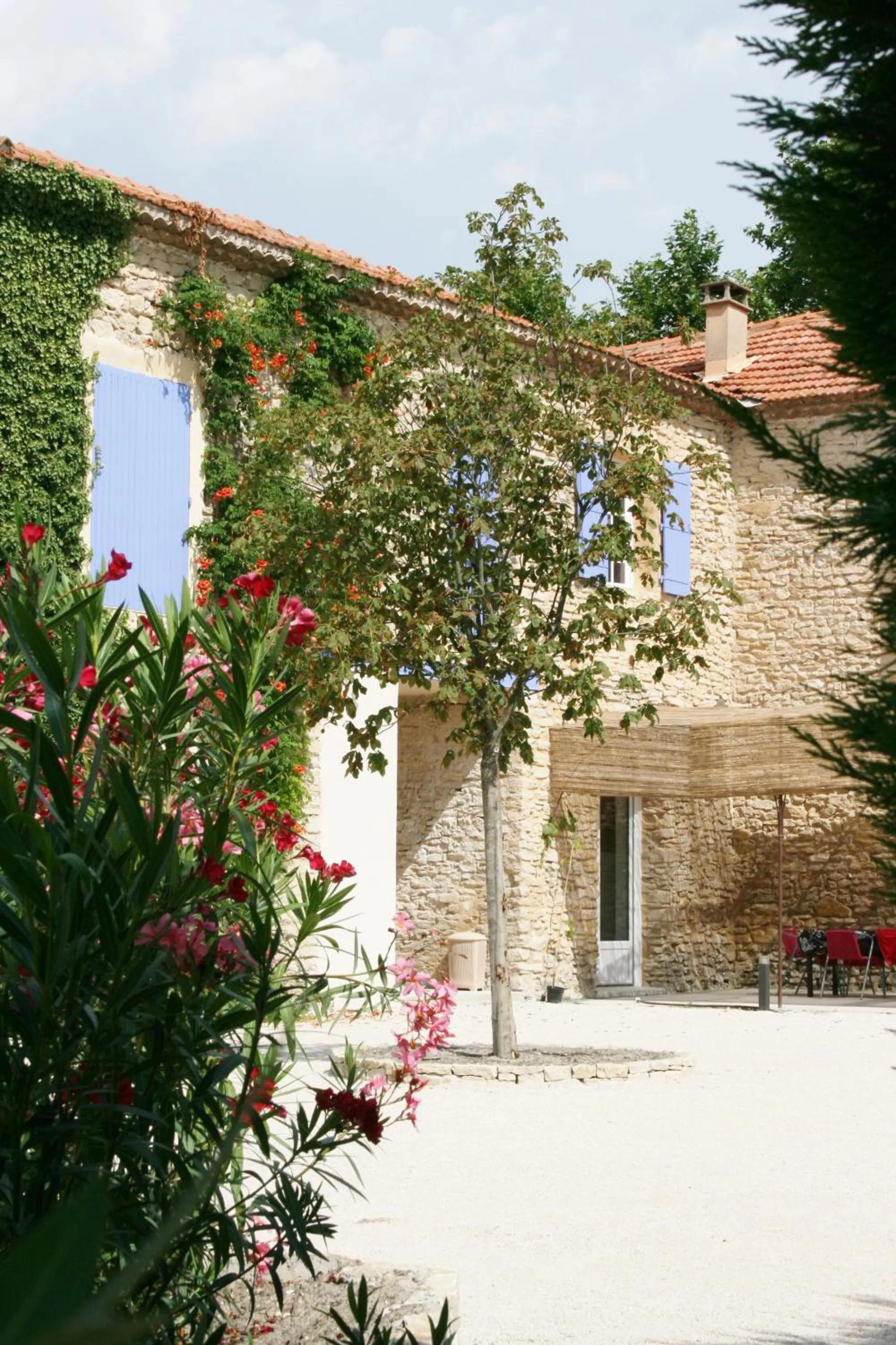 Facade/entrance in La Pastorale