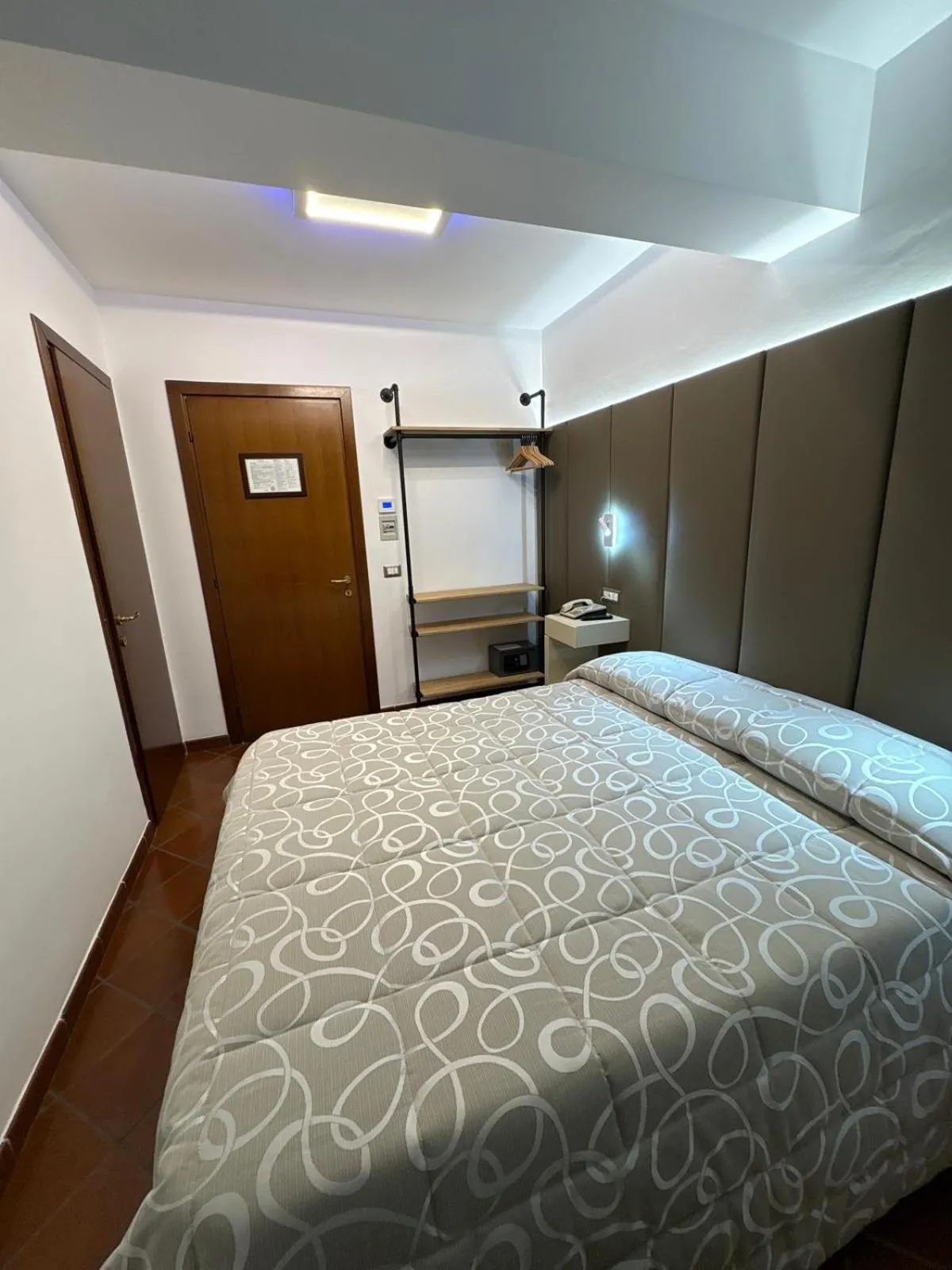 Bed in Hotel Bucaneve