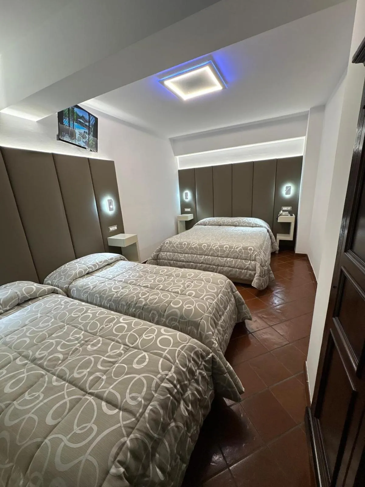 Bed in Hotel Bucaneve