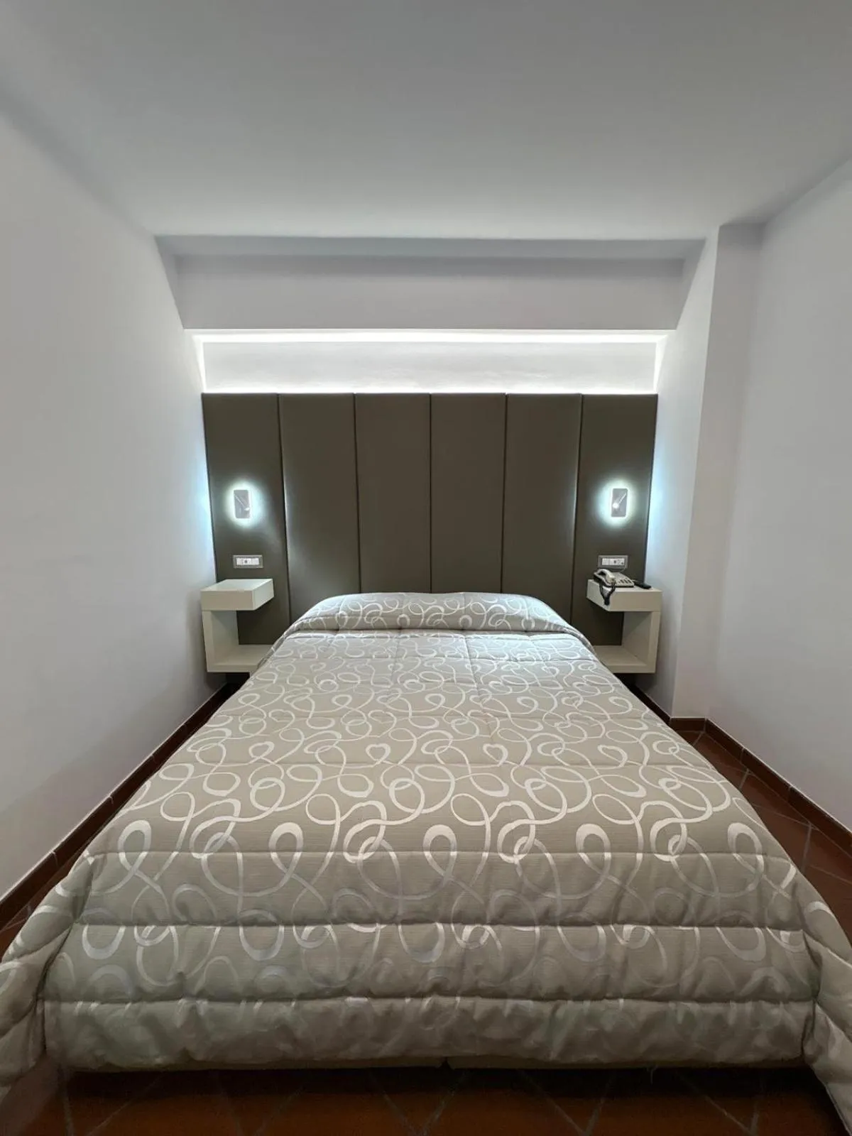 Bed in Hotel Bucaneve