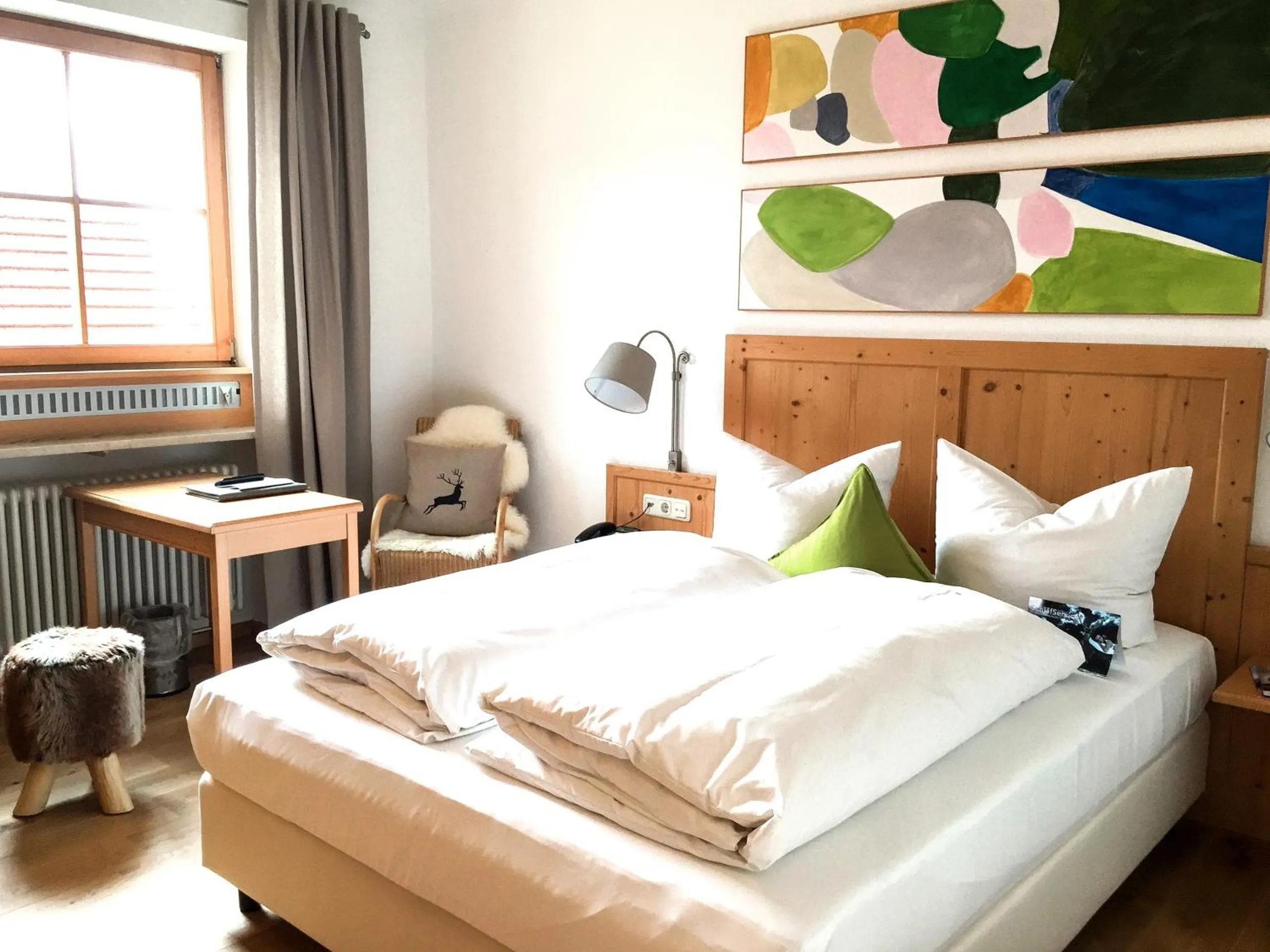 Photo of the whole room, Bed in Romantik Hotel Hirschen