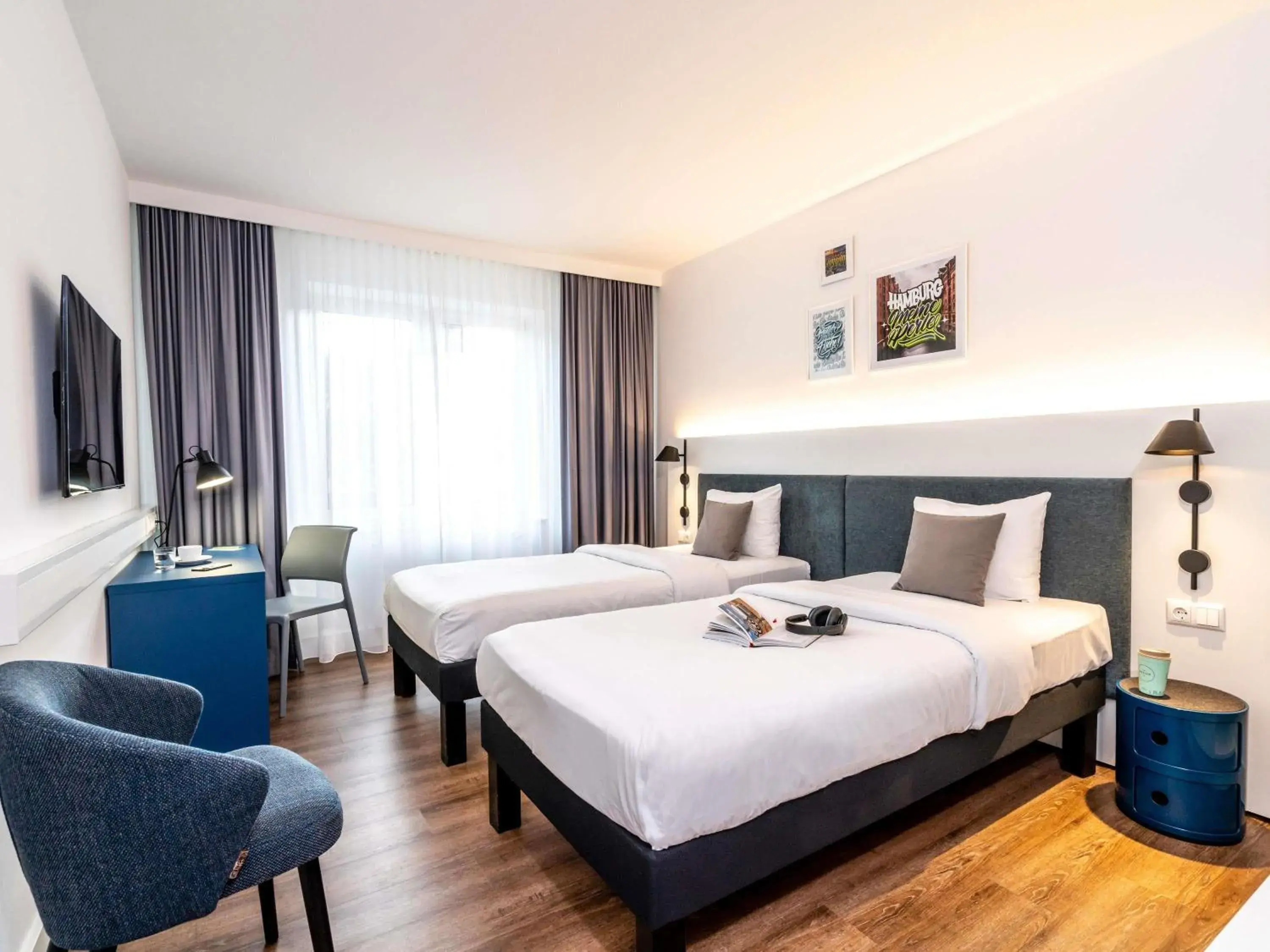 Bedroom, Bed in ibis Styles Hamburg Alster City Bedroom, Bed in ibis Styles Hamburg Alster City