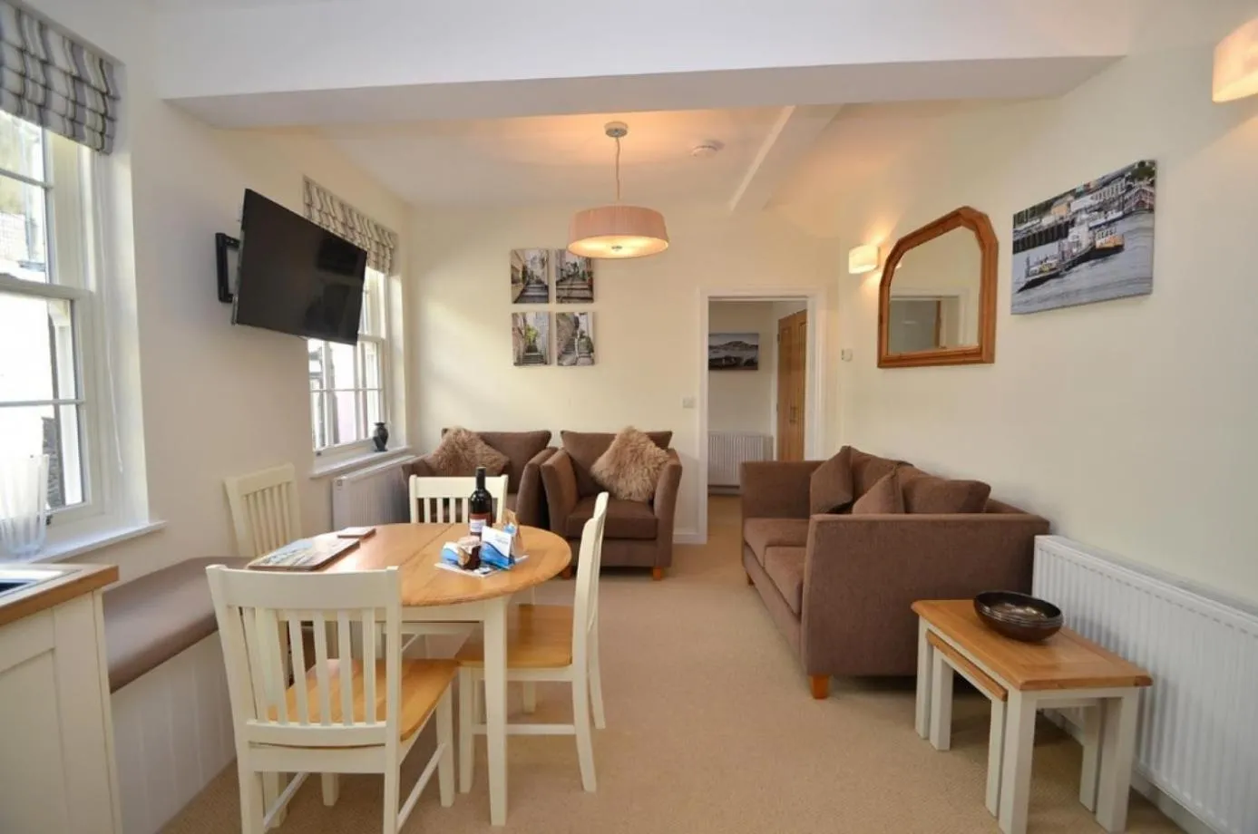 Bedroom in George & Dragon