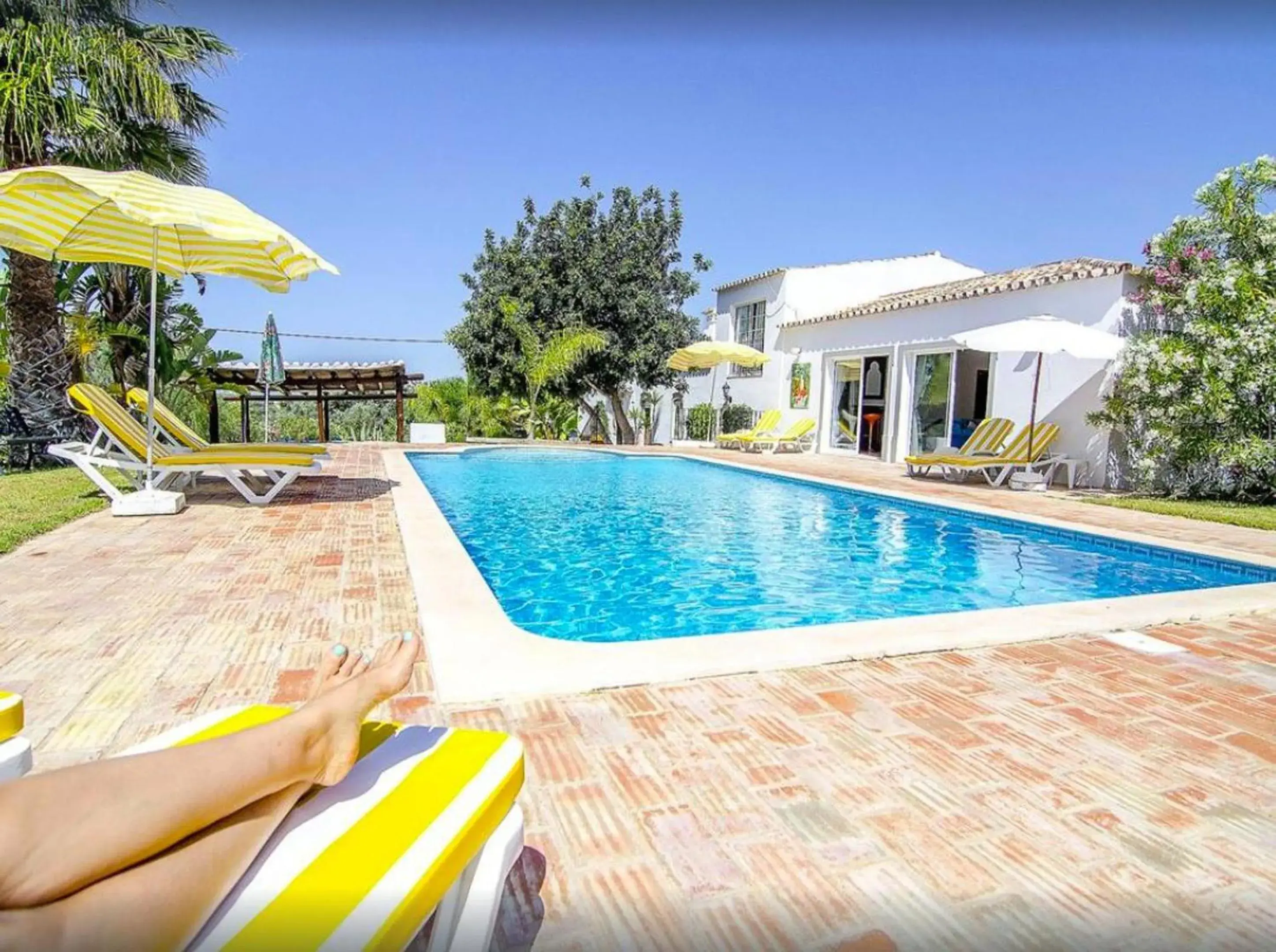 Elegant villa with sea view in Loulé + private pool Elegant villa with sea view in Loulé + private pool