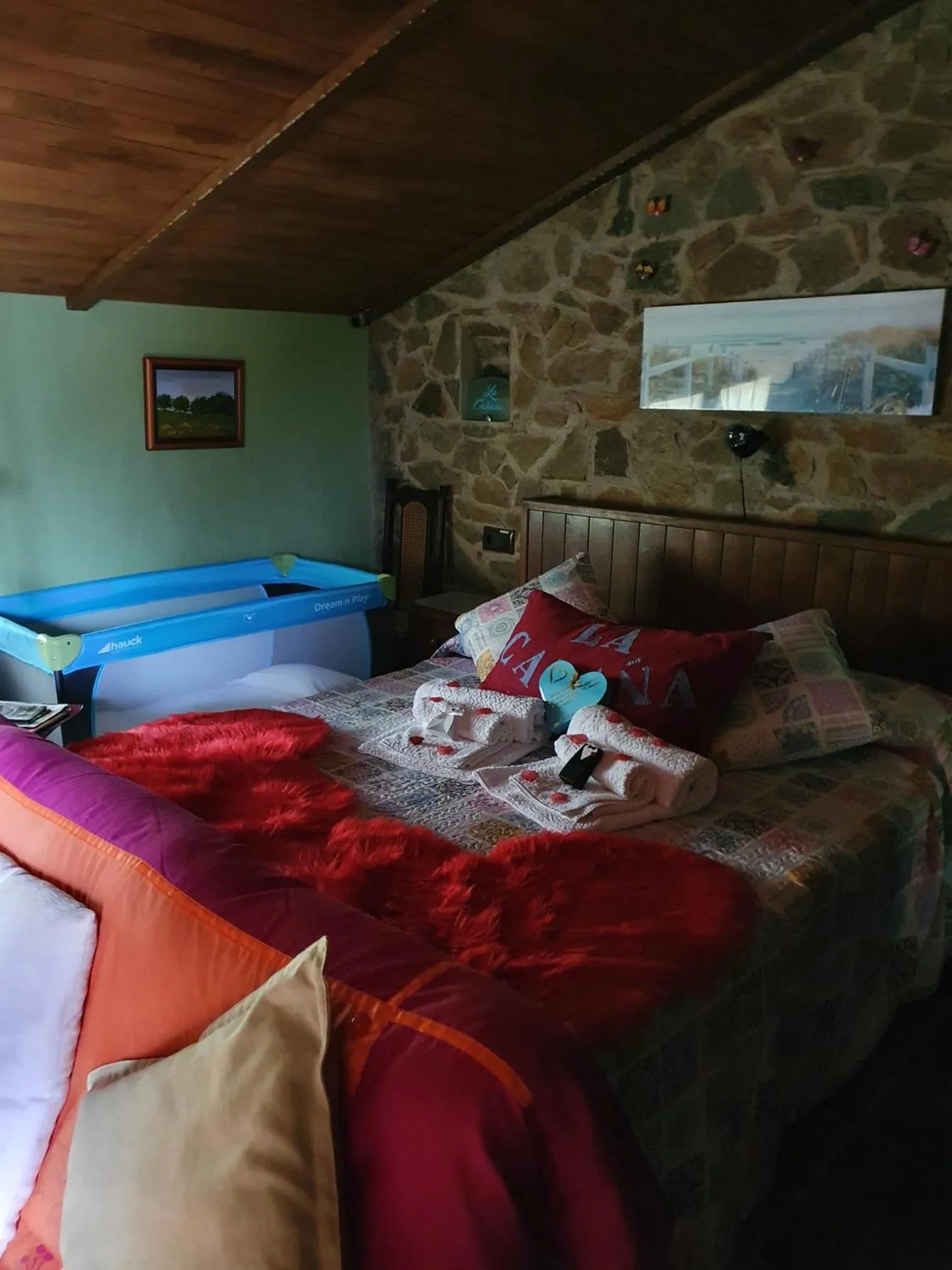 Bed in La Cabaña Romantica de Llano