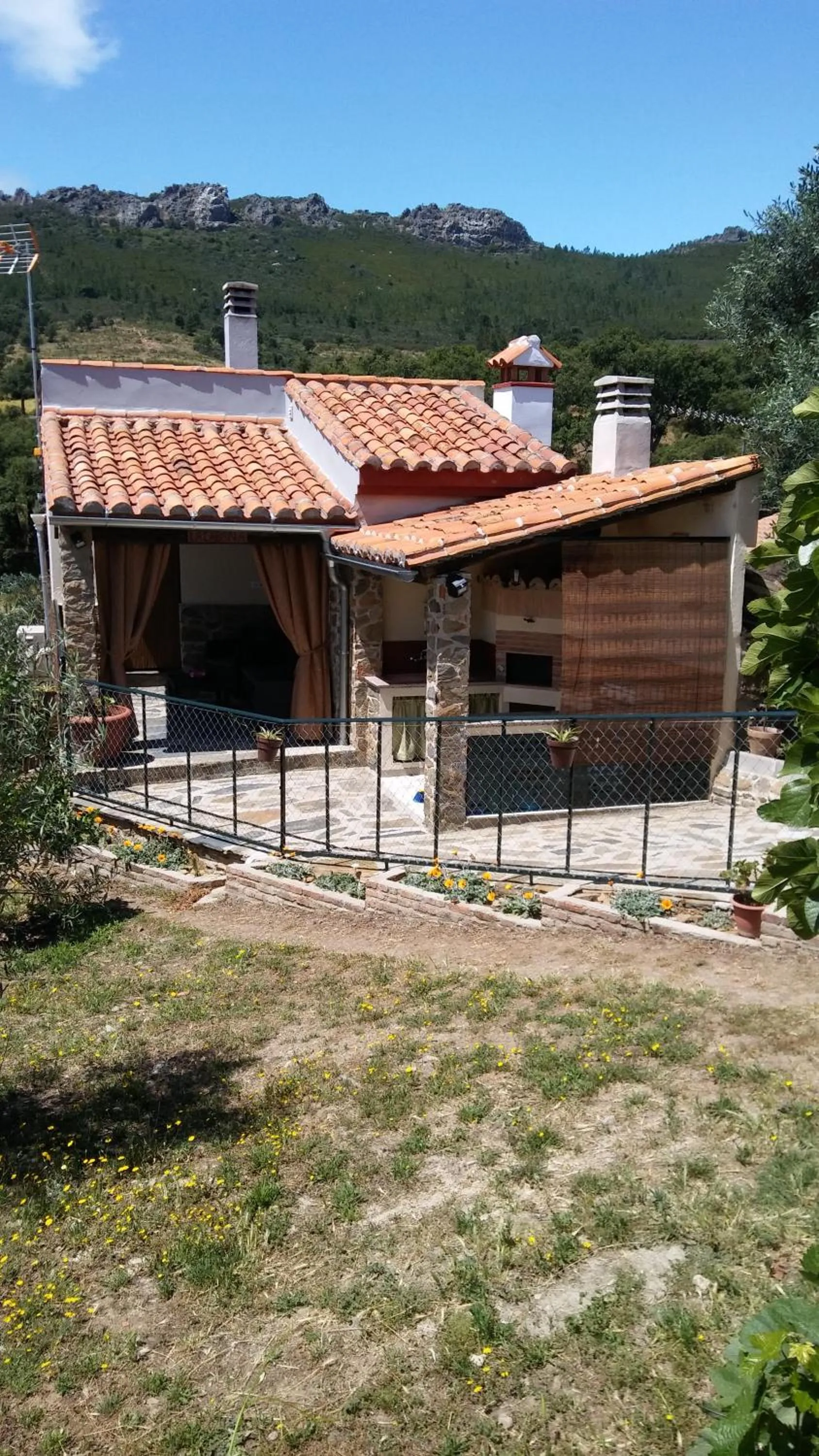 Property Building in La Cabaña Romantica de Llano